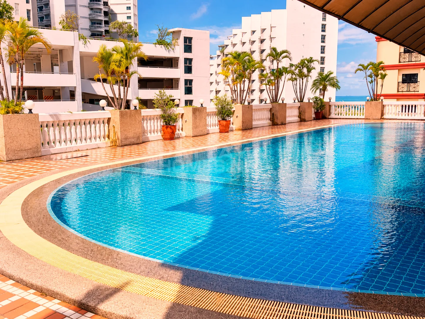 Wongamat Garden Beach Resort – 2