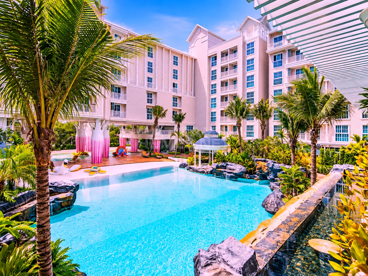 Grand Florida Beachfront Condo Resort Pattaya – 6