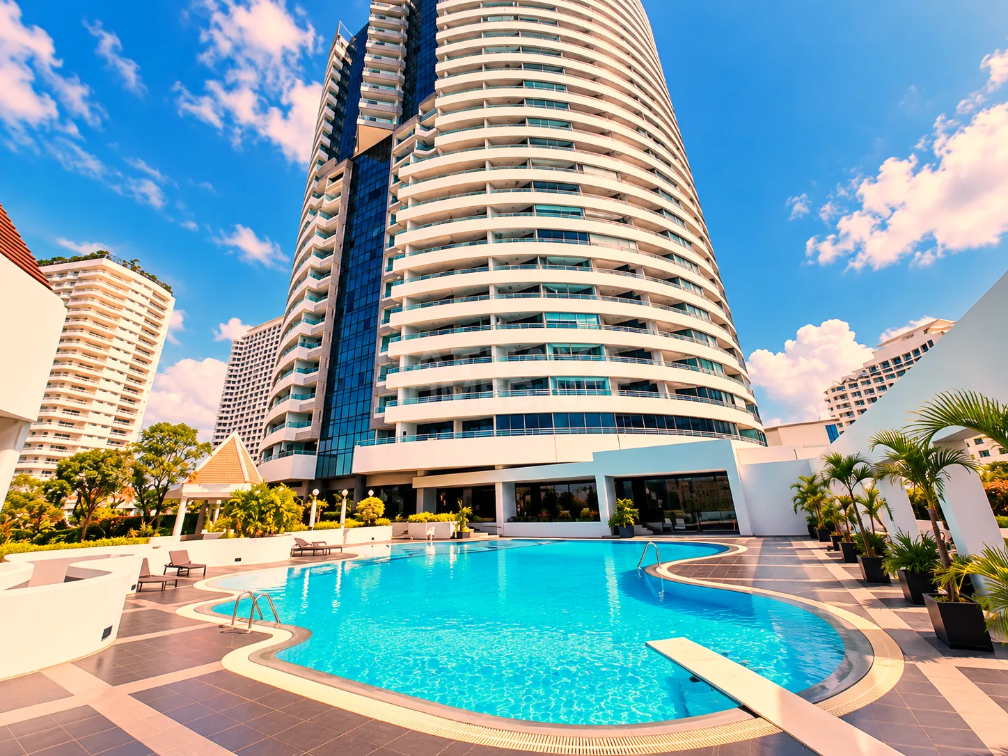 Jomtien Plaza Condotel – 2