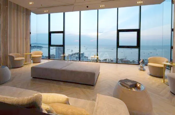The Base Central Pattaya – 1