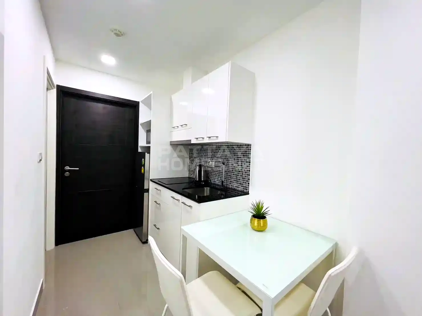 Studio for rent in Siam Oriental Star – 2