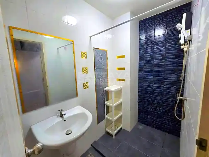 1-bedroom condo for rent in The Trust South Pattaya – 5