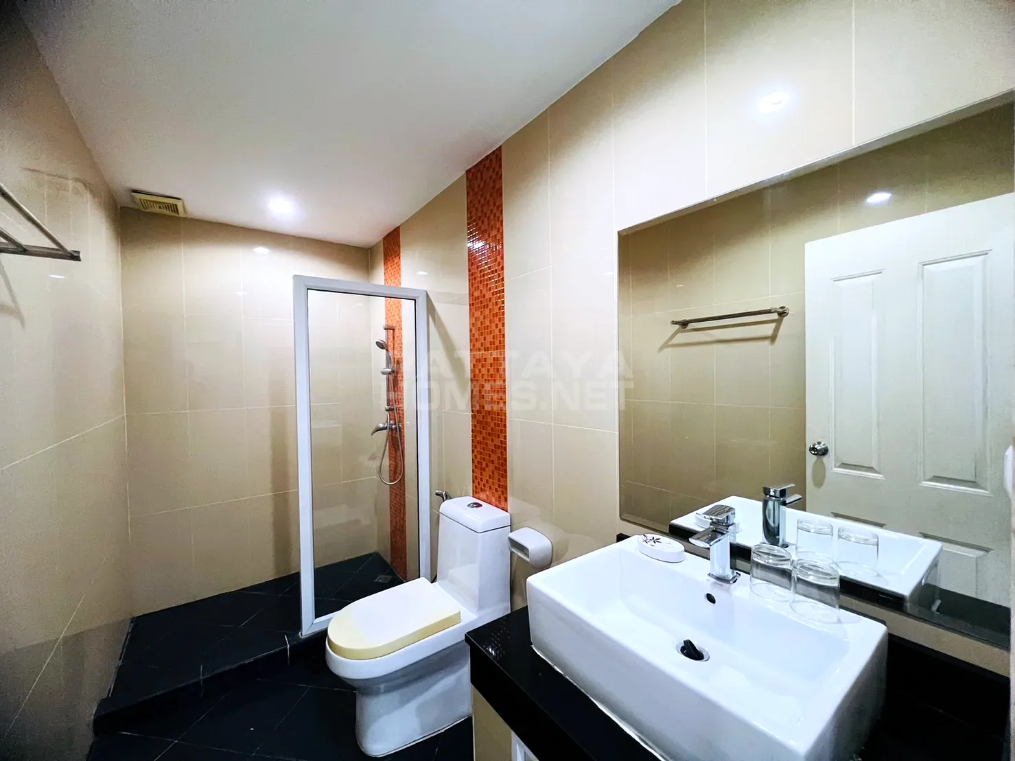 คอนโด 2 ห้องนอน ให้เช่าที่ New Nordic VIP 2 – 10