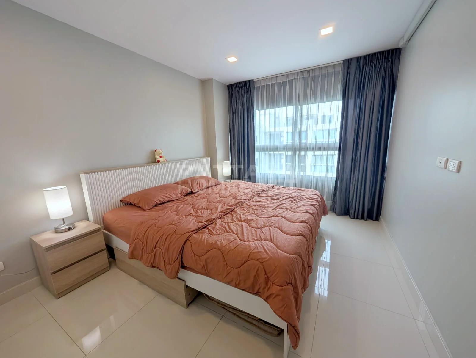 คอนโด 1 ห้องนอน ให้เช่าที่ Park Royal 3 – 8