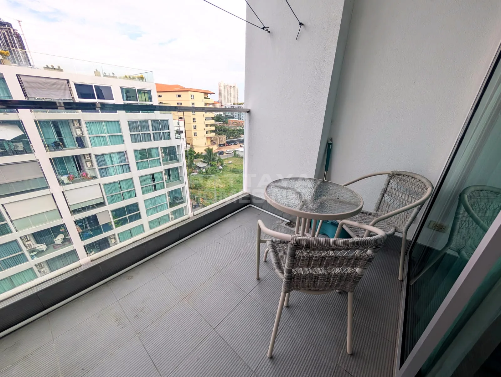 คอนโด 1 ห้องนอน ให้เช่าที่ Park Royal 3 – 12
