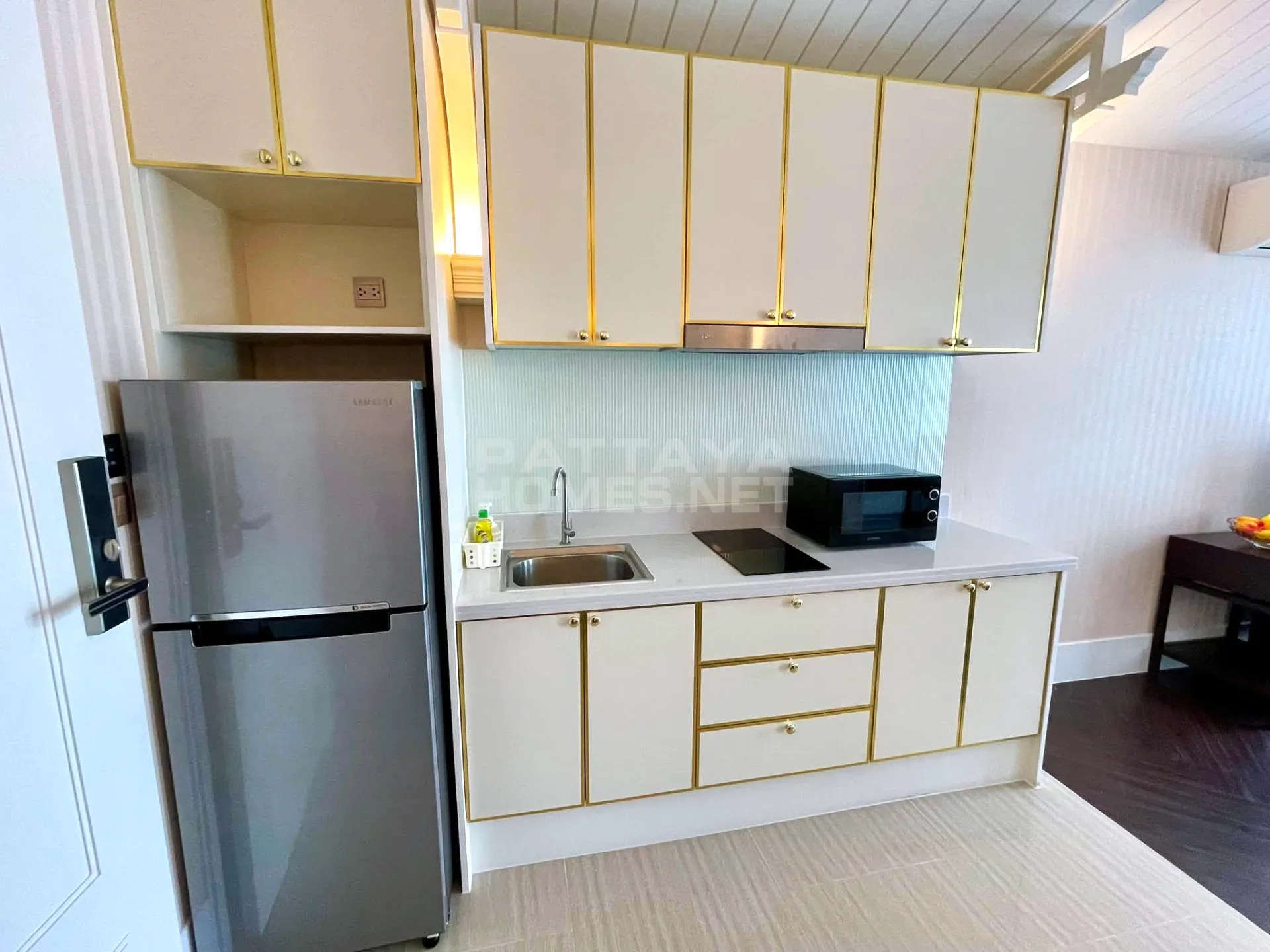 1-bedroom condo for rent in Grand Florida Beachfront Condo Resort Pattaya – 2