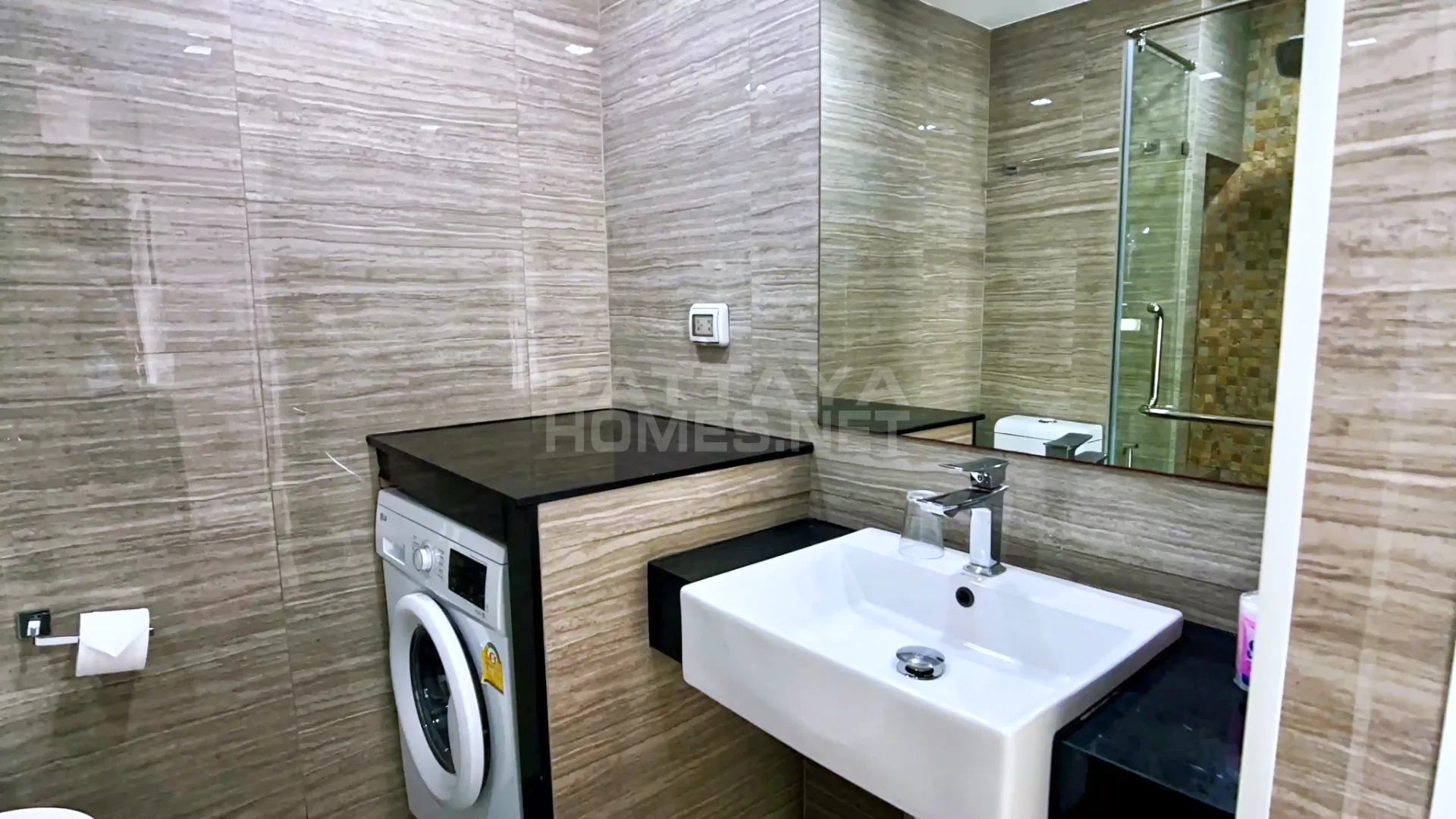2-bedroom condo for rent in Siam Oriental Star – 12