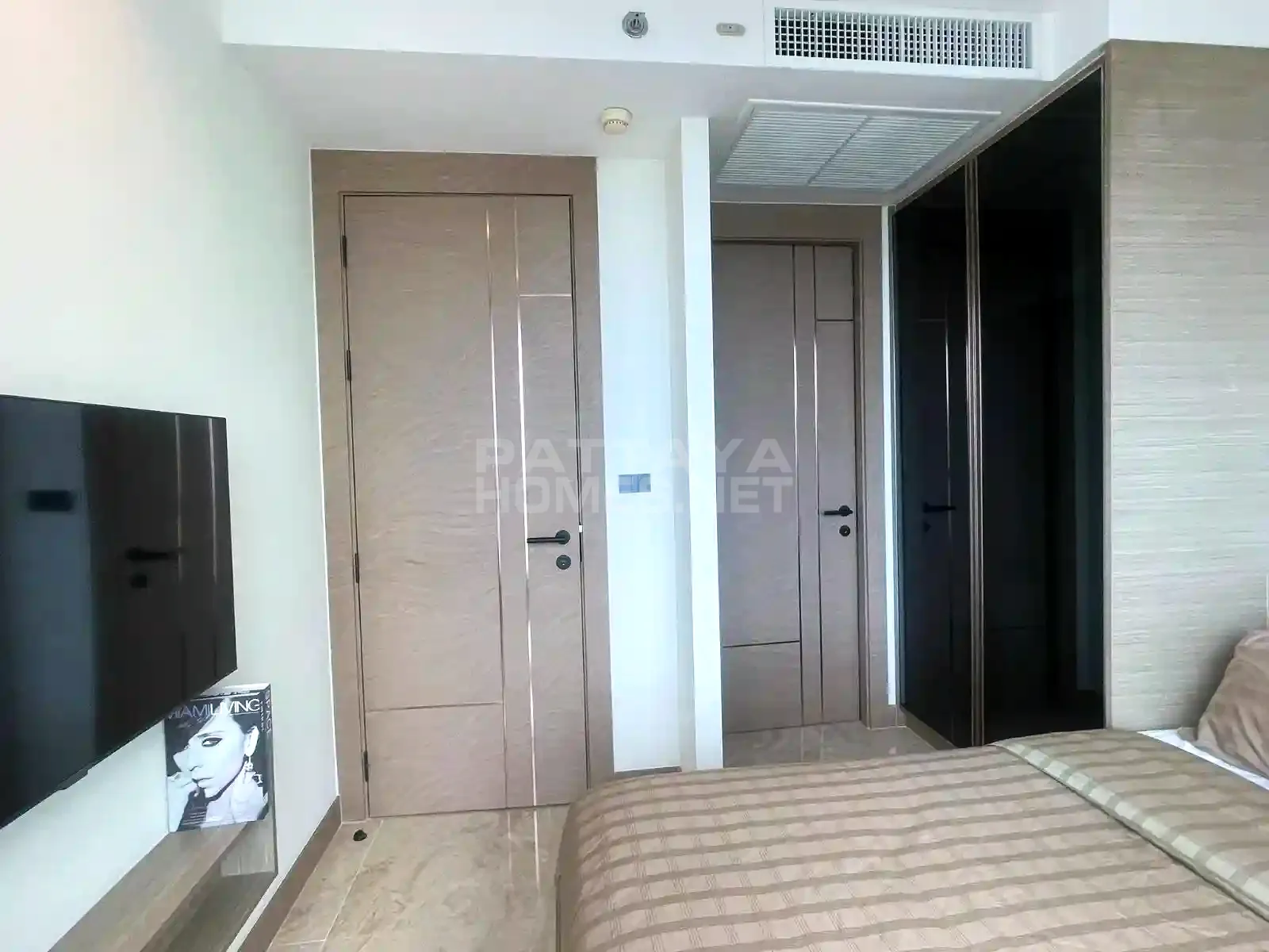 คอนโด 1 ห้องนอน ให้เช่าที่ Riviera Ocean Drive – 3