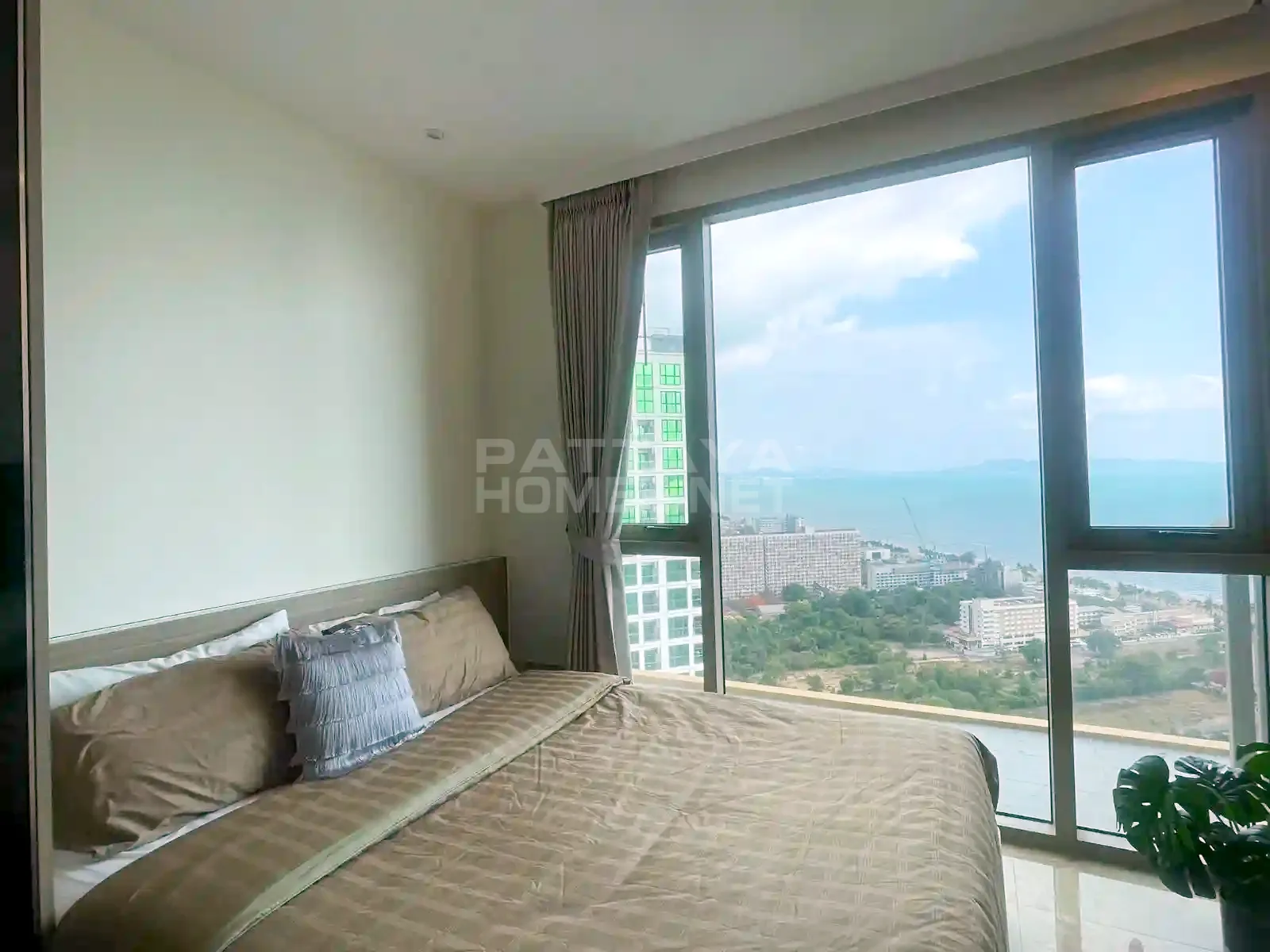 คอนโด 1 ห้องนอน ให้เช่าที่ Riviera Ocean Drive – 6