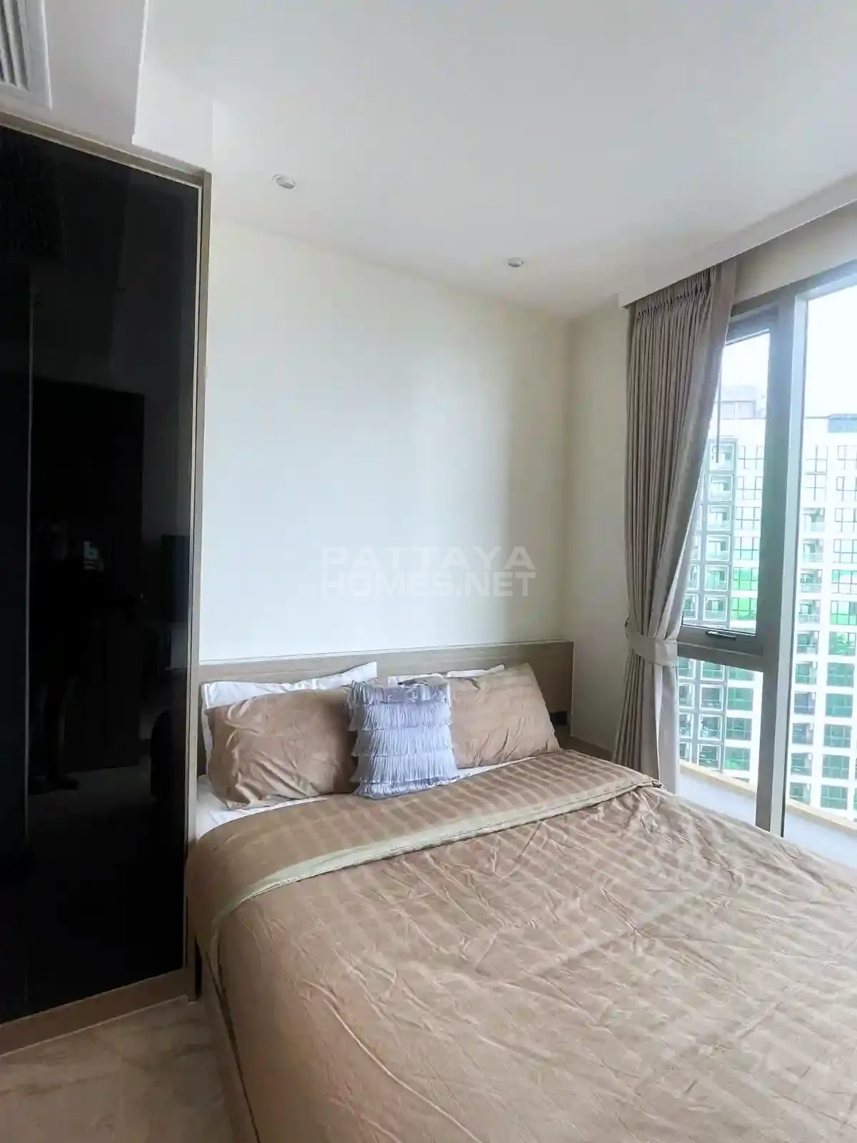 คอนโด 1 ห้องนอน ให้เช่าที่ Riviera Ocean Drive – 4