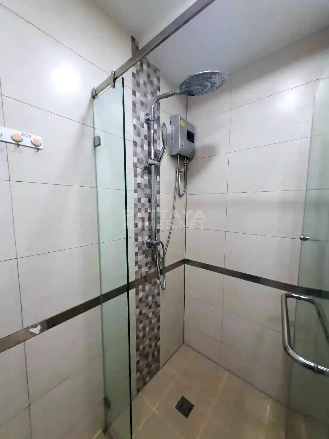 1-bedroom condo for rent in Siam Oriental Plaza – 7