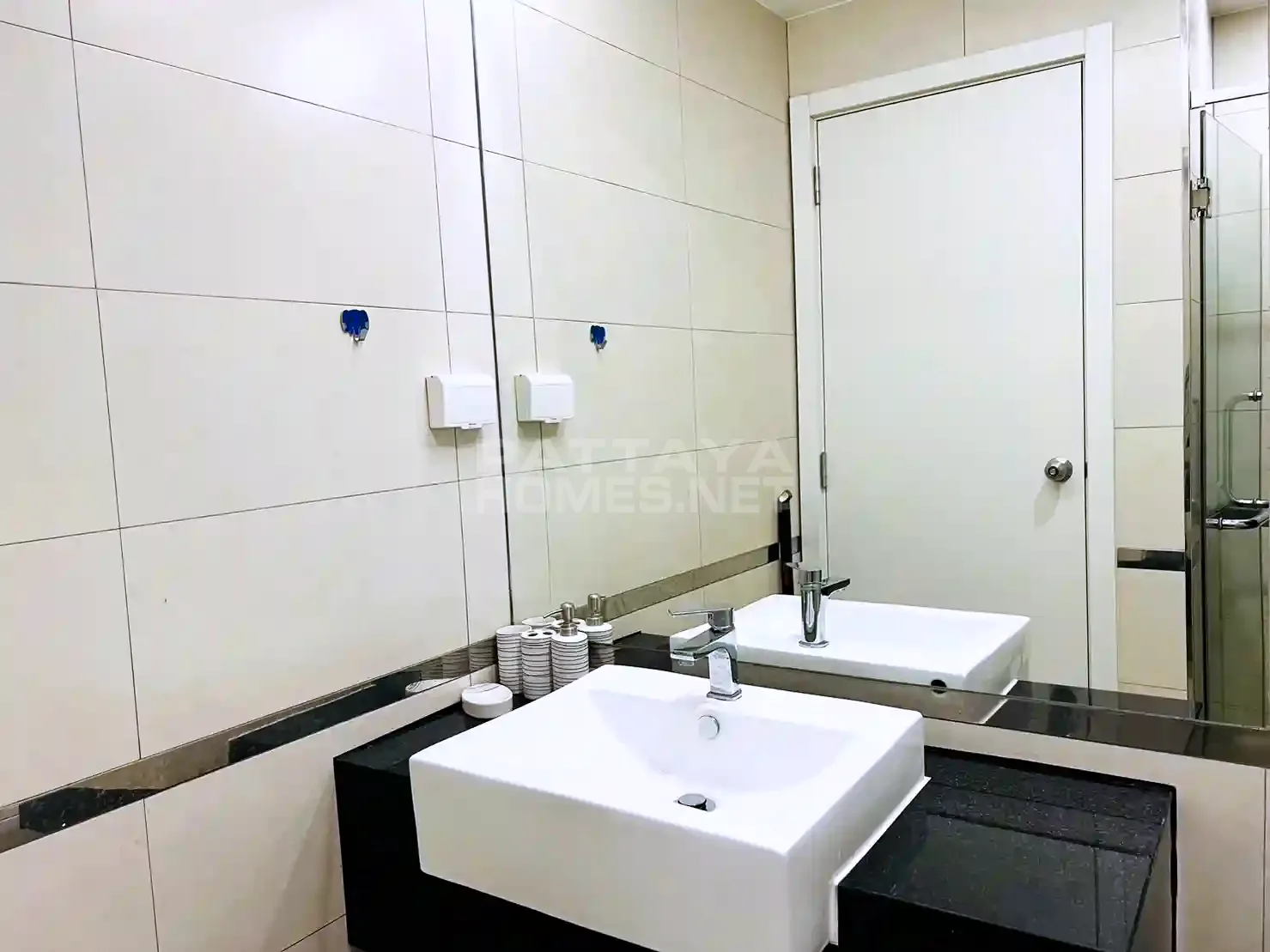 1-bedroom condo for rent in Siam Oriental Plaza – 8