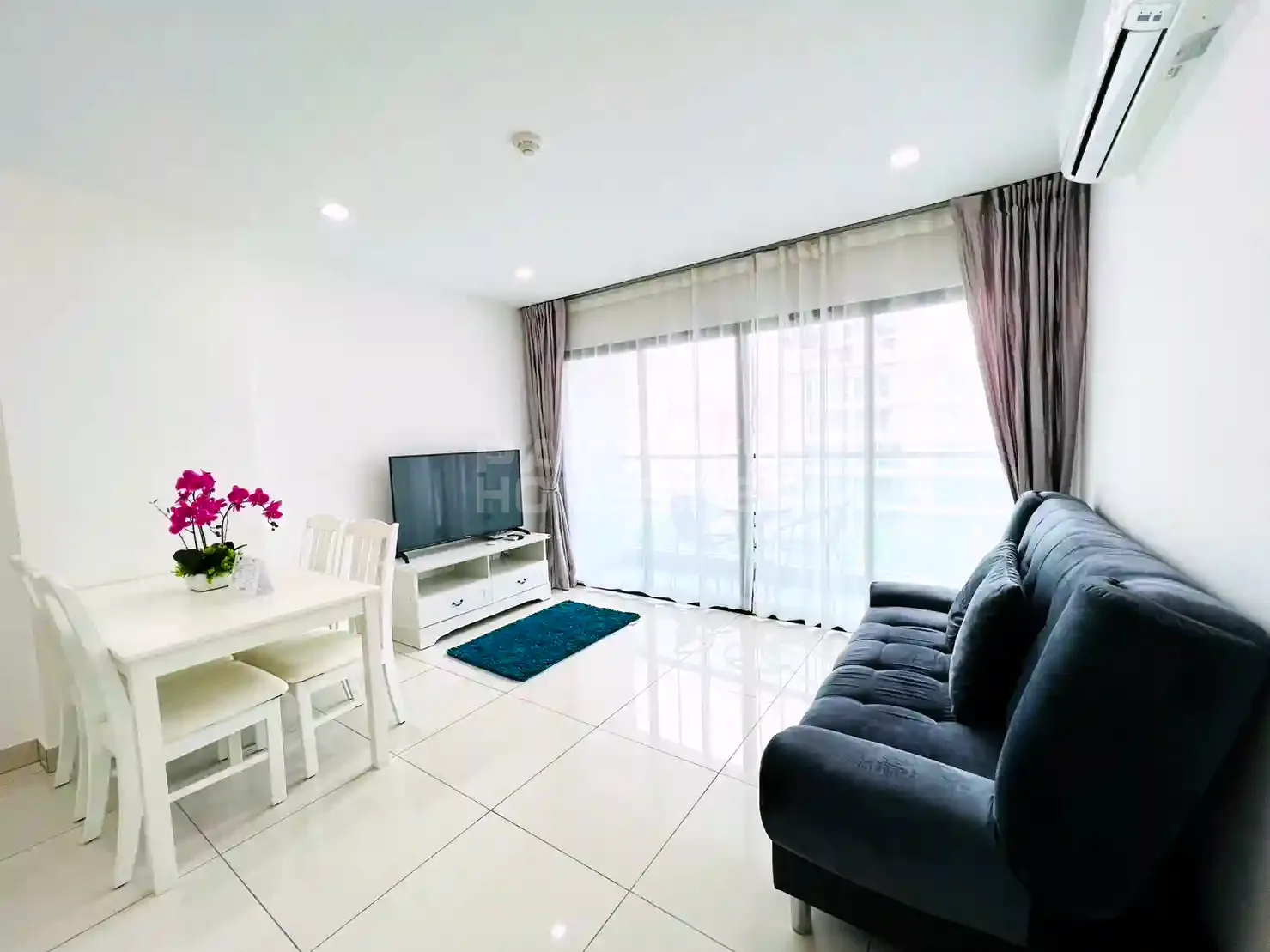 1-bedroom condo for rent in Siam Oriental Plaza – 2
