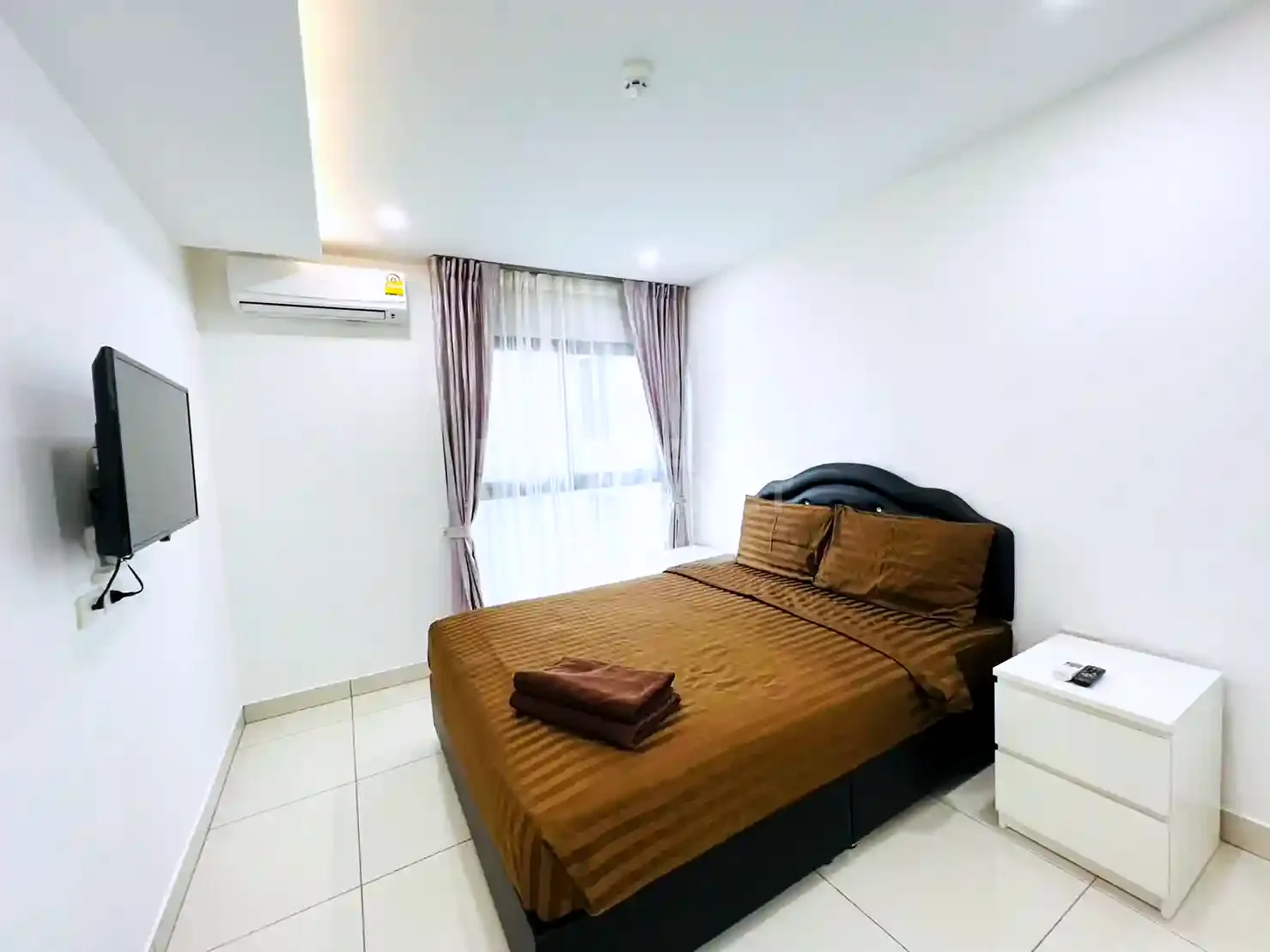 1-bedroom condo for rent in Siam Oriental Plaza – 5