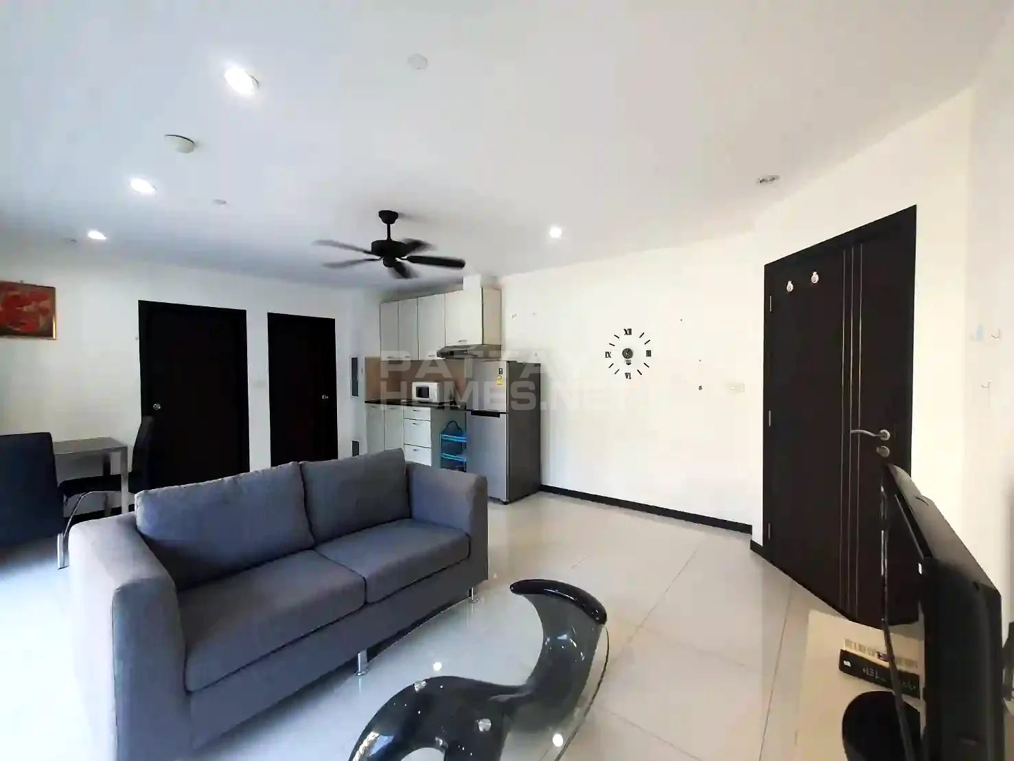 1-bedroom condo for rent in Siam Oriental Garden 1 – 2