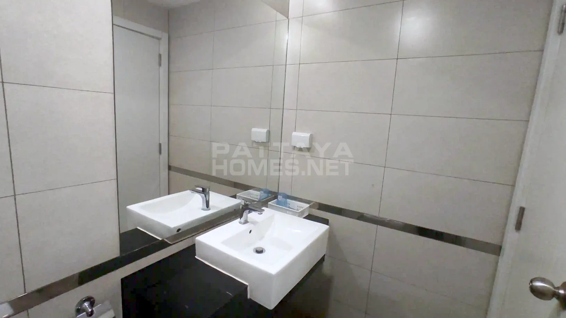 1-bedroom condo for rent in Siam Oriental Plaza – 9