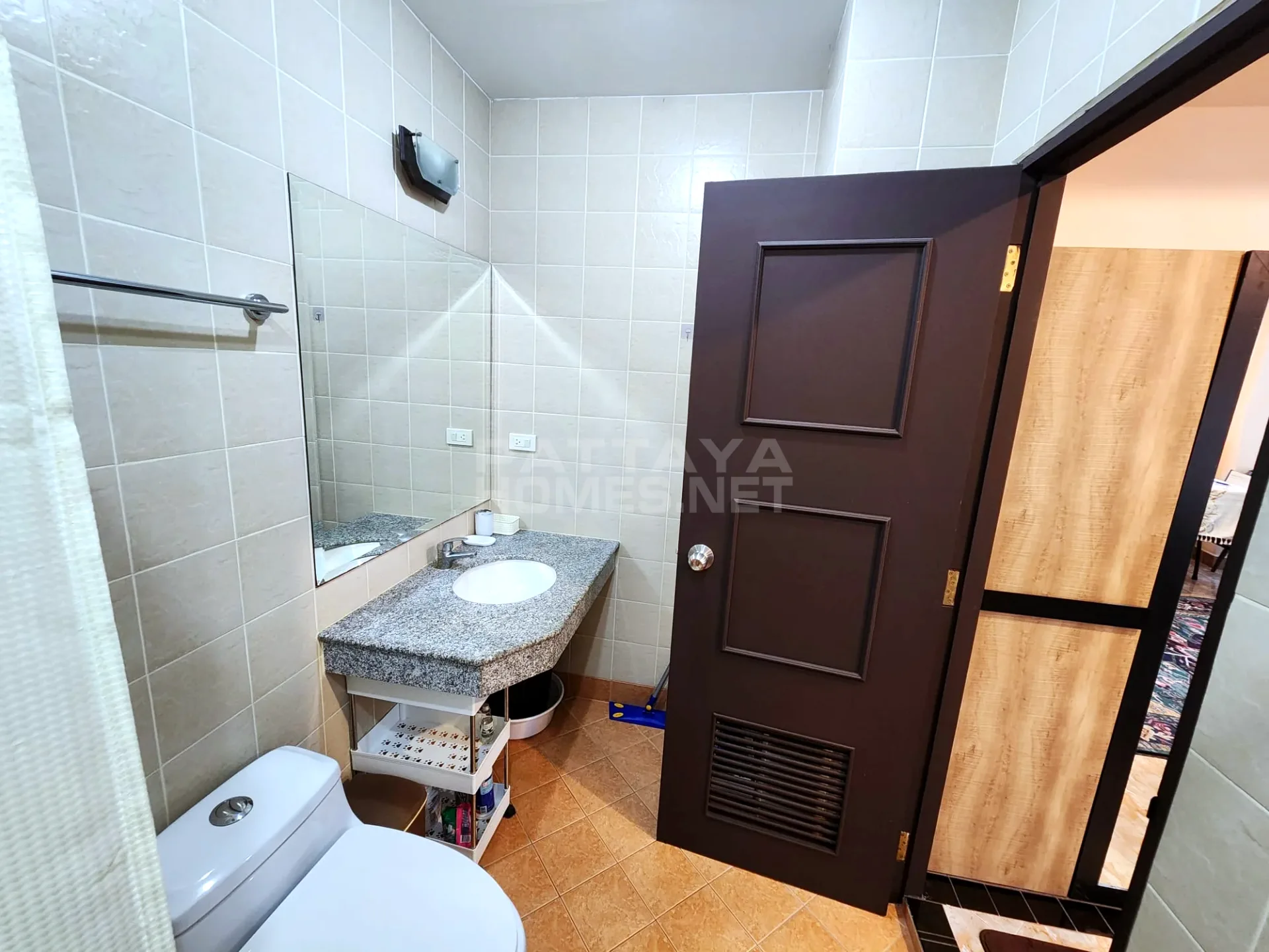 Studio for rent in Siam Oriental Condominium – 7