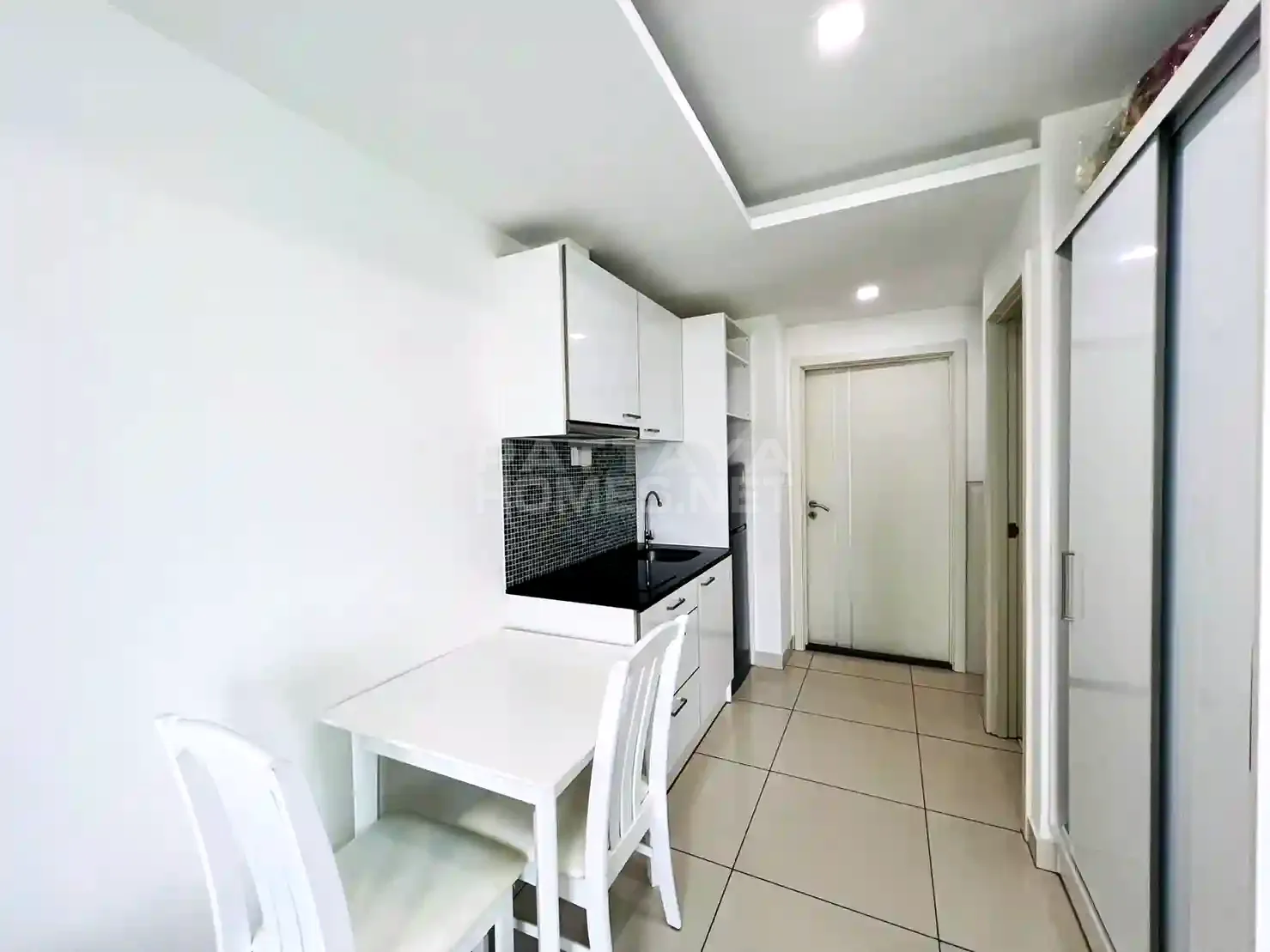 Studio for rent in Siam Oriental Plaza – 5