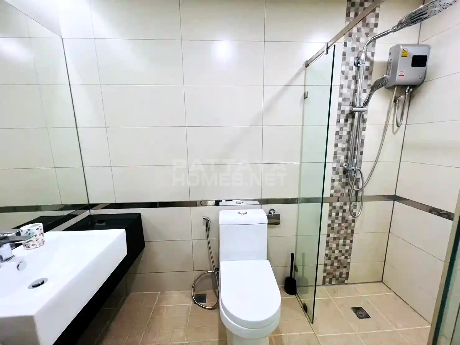 Studio for rent in Siam Oriental Plaza – 7