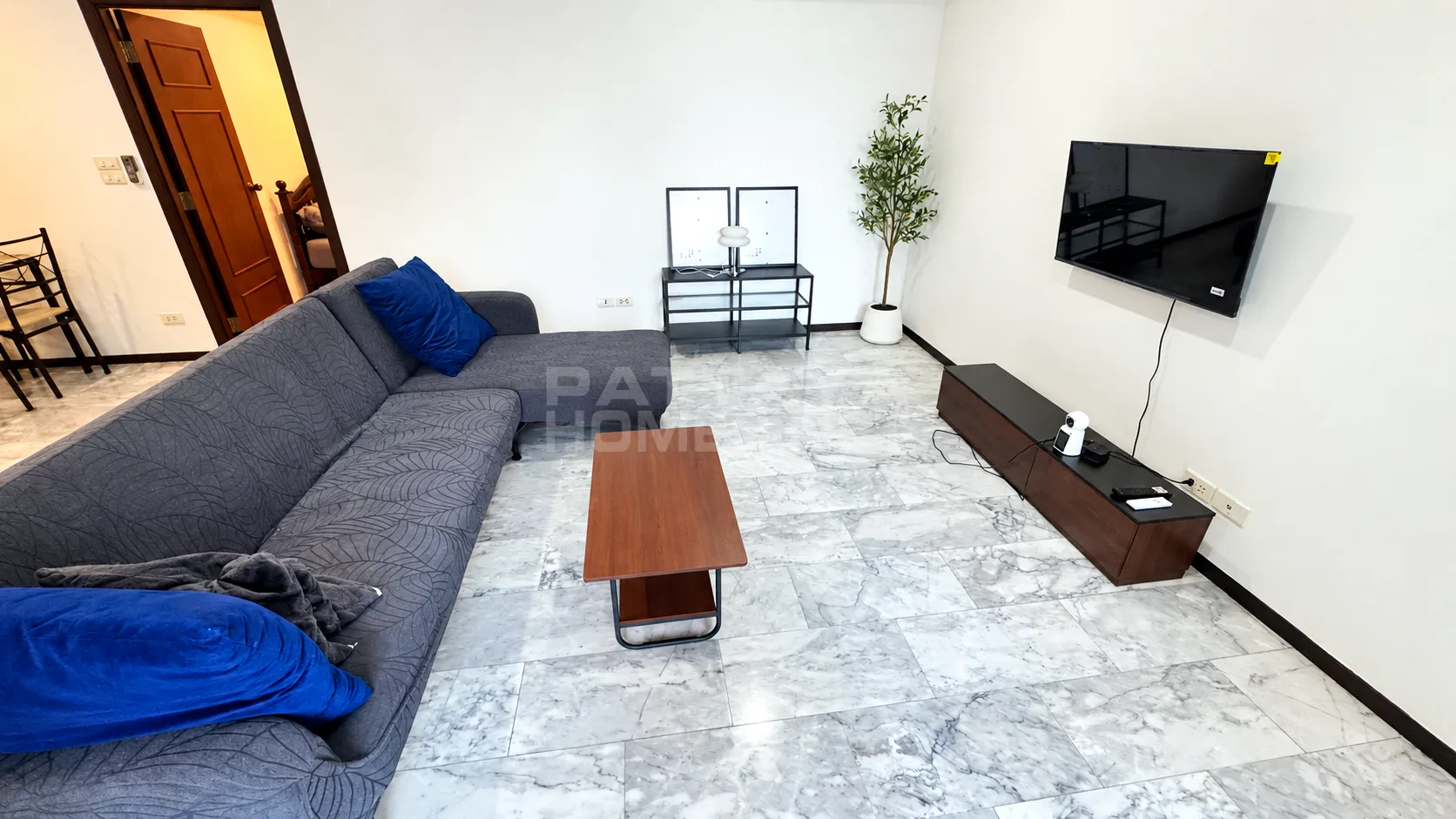 2-bedroom condo for rent in Siam Oriental condos Twins – 3