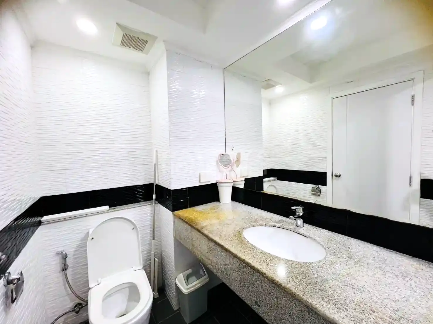 1-bedroom condo for rent in Siam Oriental Tropical Garden – 9