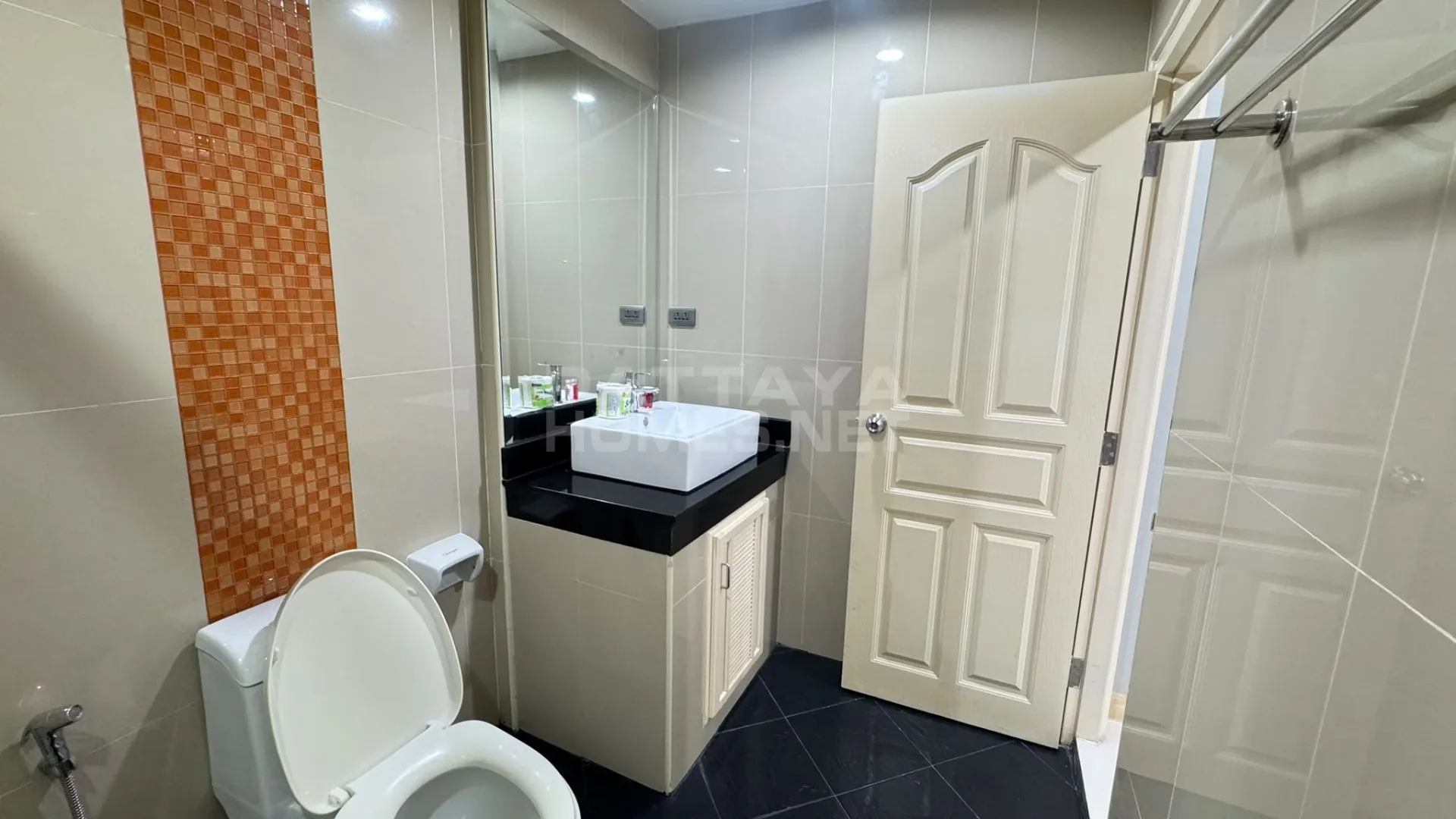 คอนโด 1 ห้องนอน ให้เช่าที่ New Nordic Trend 1 – 8
