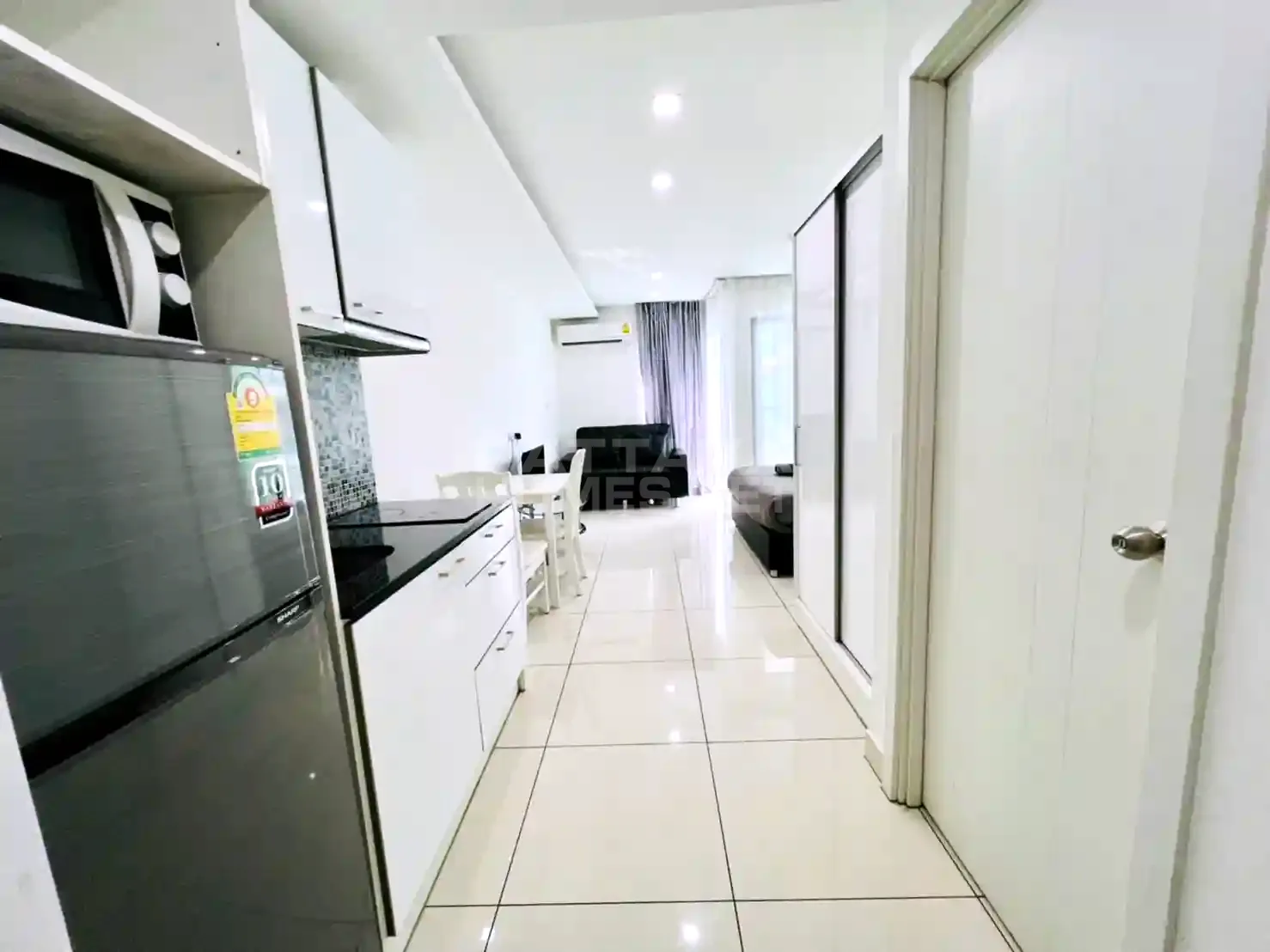 Studio for rent in Siam Oriental Plaza – 5