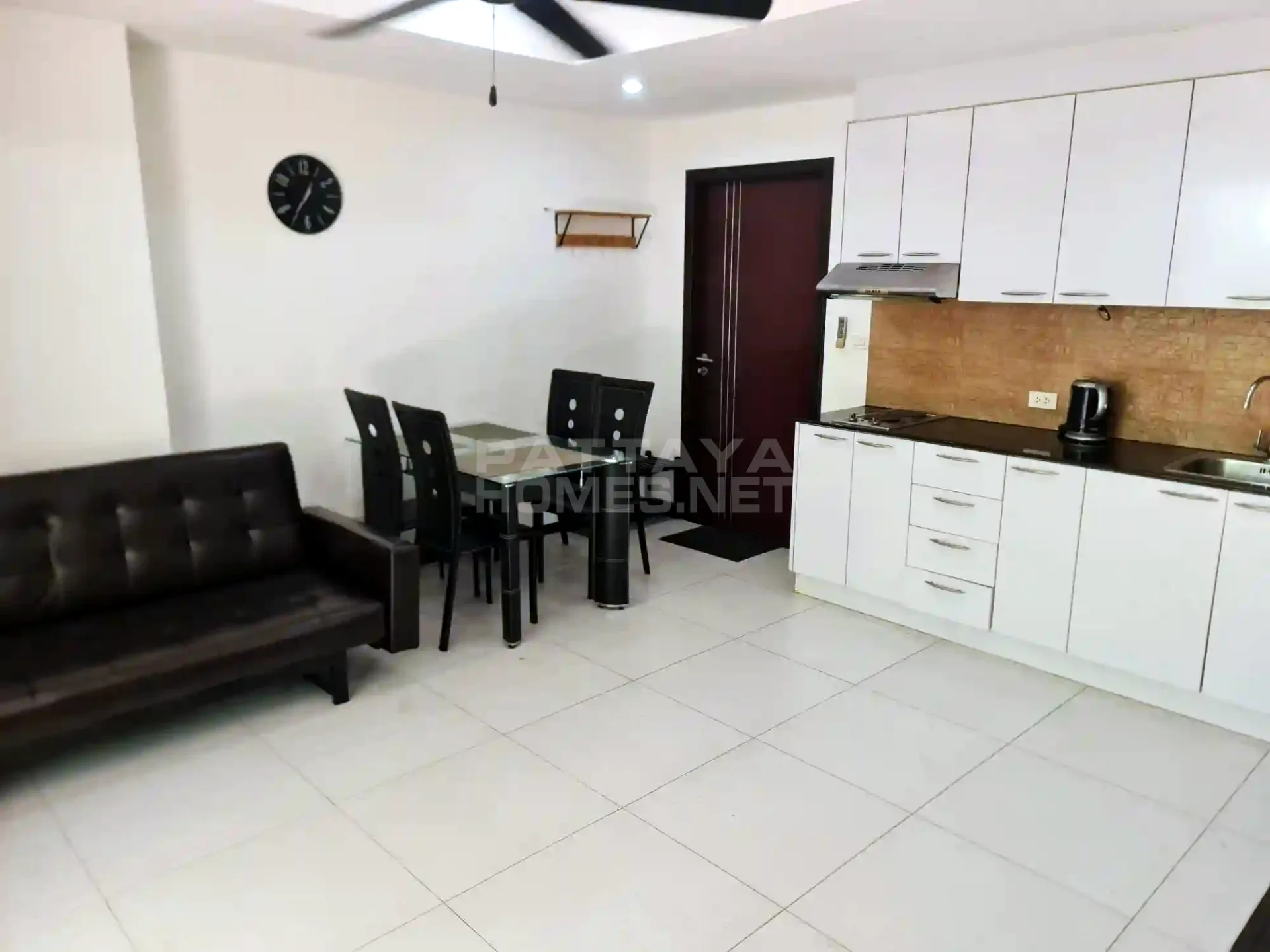 1-bedroom condo for rent in Siam Oriental Twins – 3