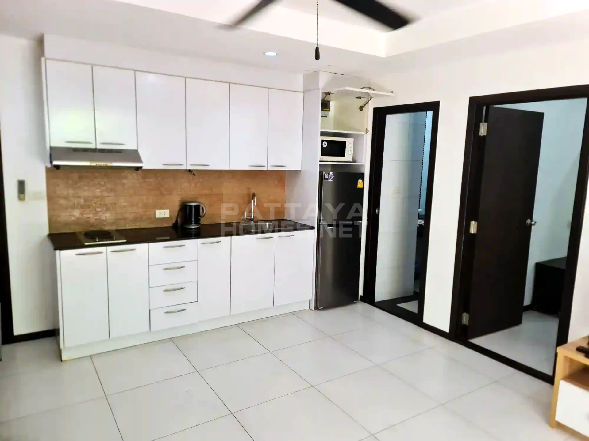 1-bedroom condo for rent in Siam Oriental Twins – 4