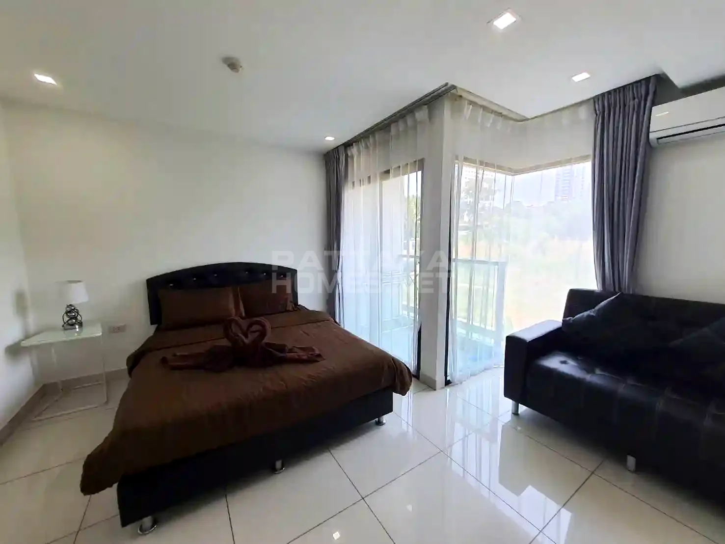 Studio for rent in Siam Oriental Plaza – 3