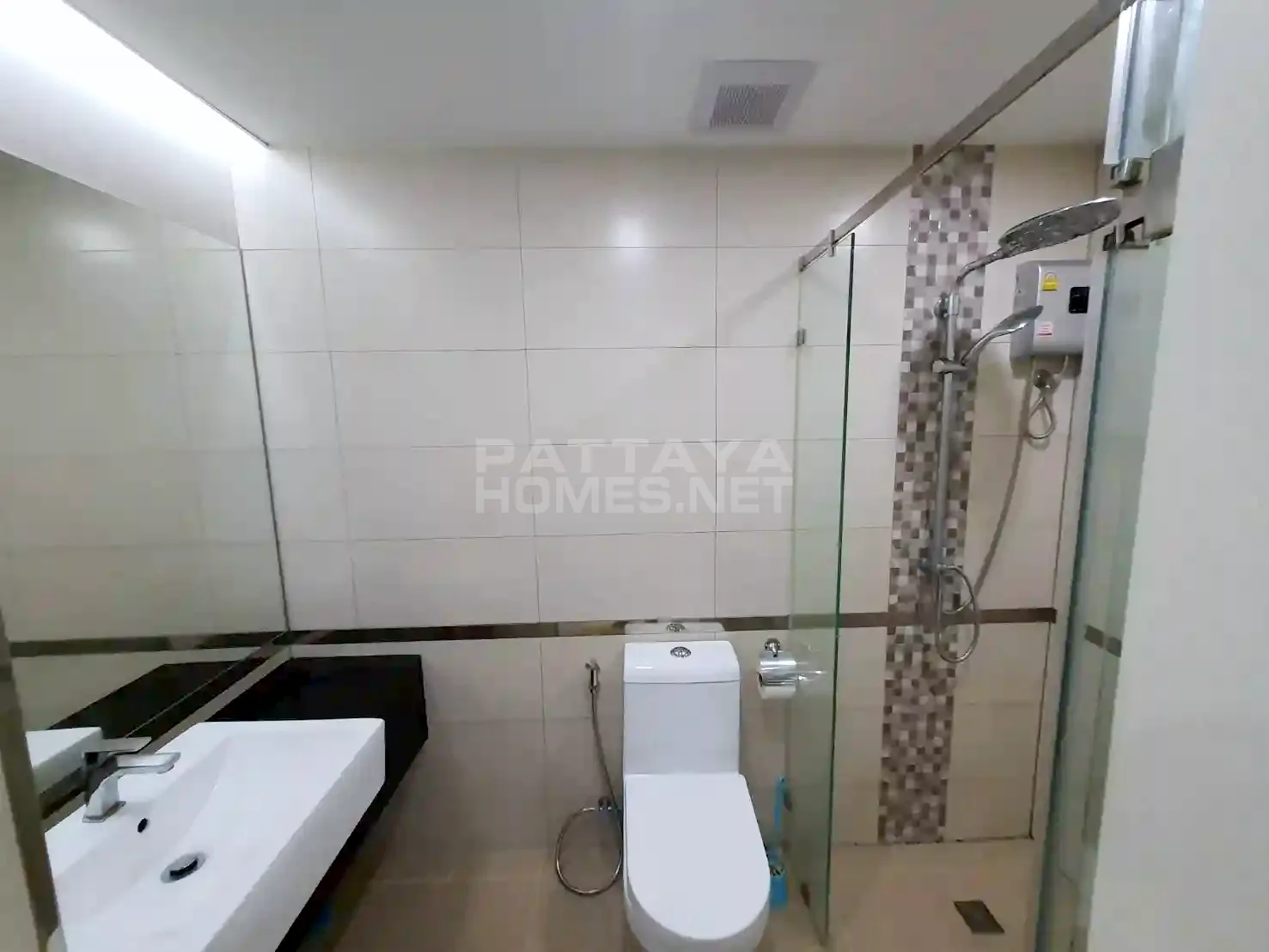 Studio for rent in Siam Oriental Plaza – 6