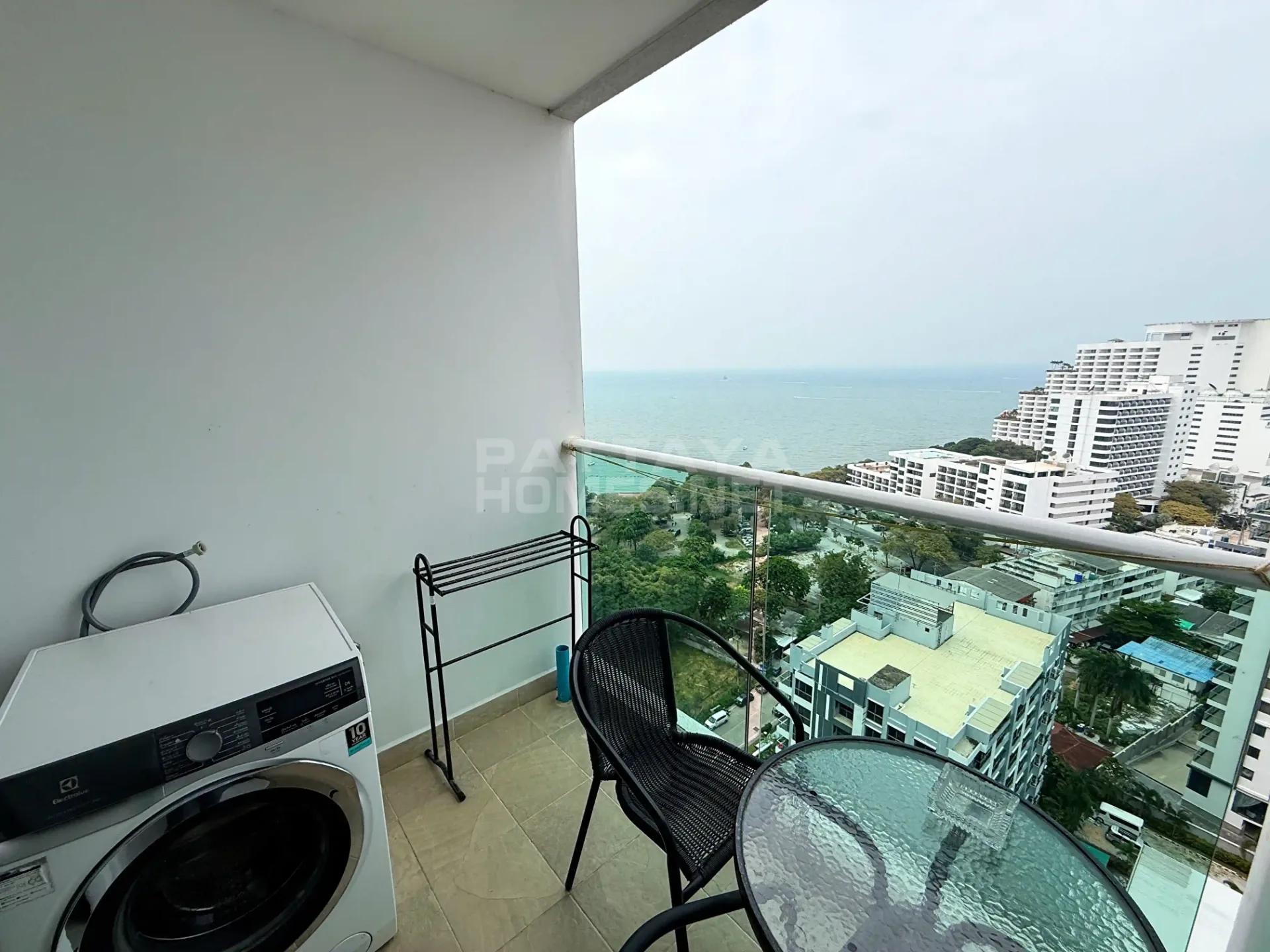คอนโด 1 ห้องนอน ให้เช่าที่ Cozy Beach View – 12