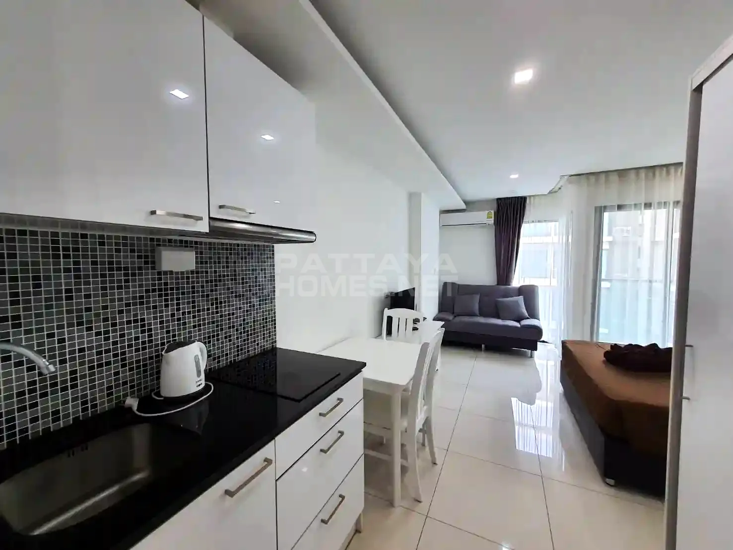 Studio for rent in Siam Oriental Plaza – 5