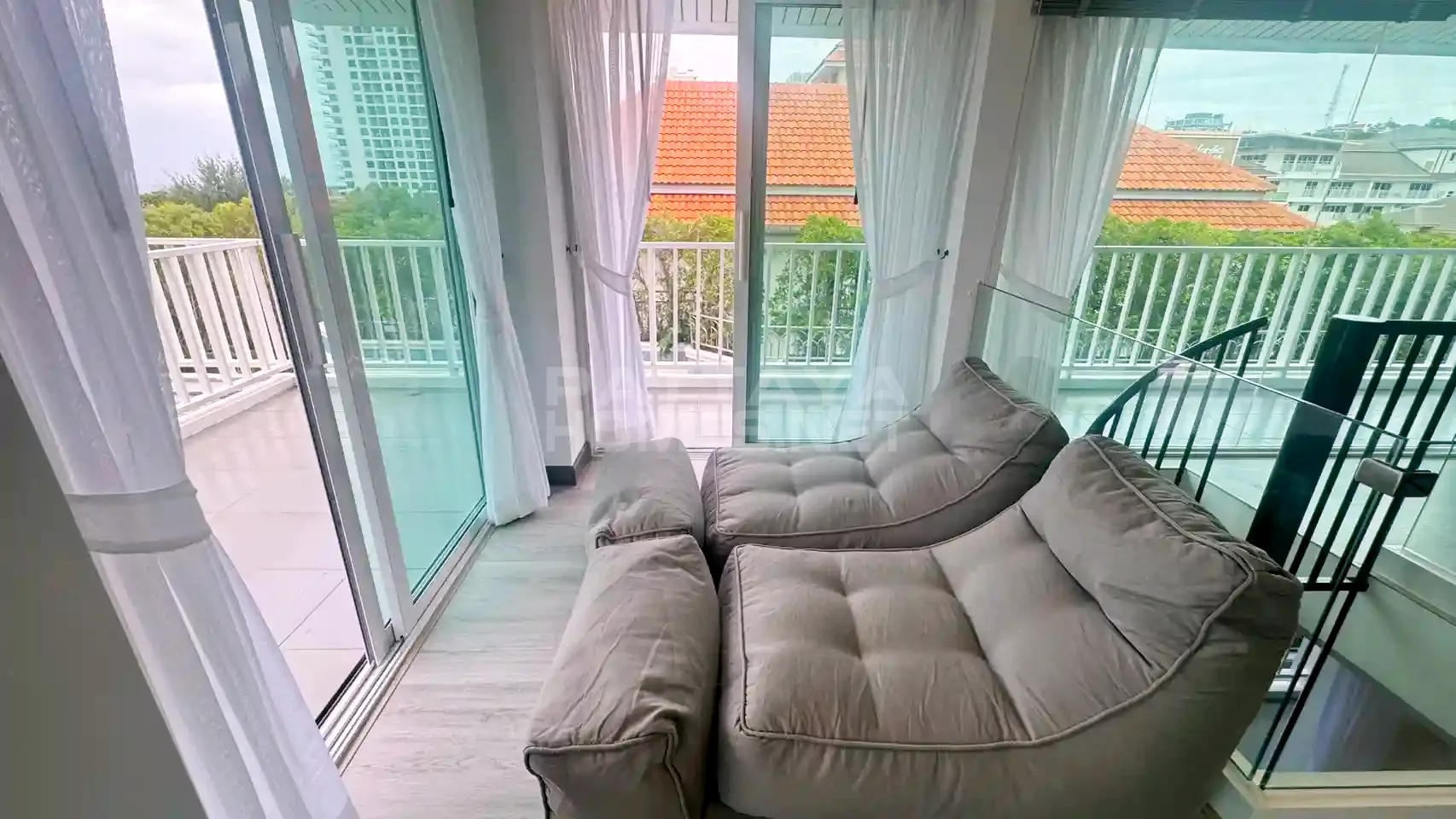 3-bedroom condo for rent in New Nordic Vip 6 – 14