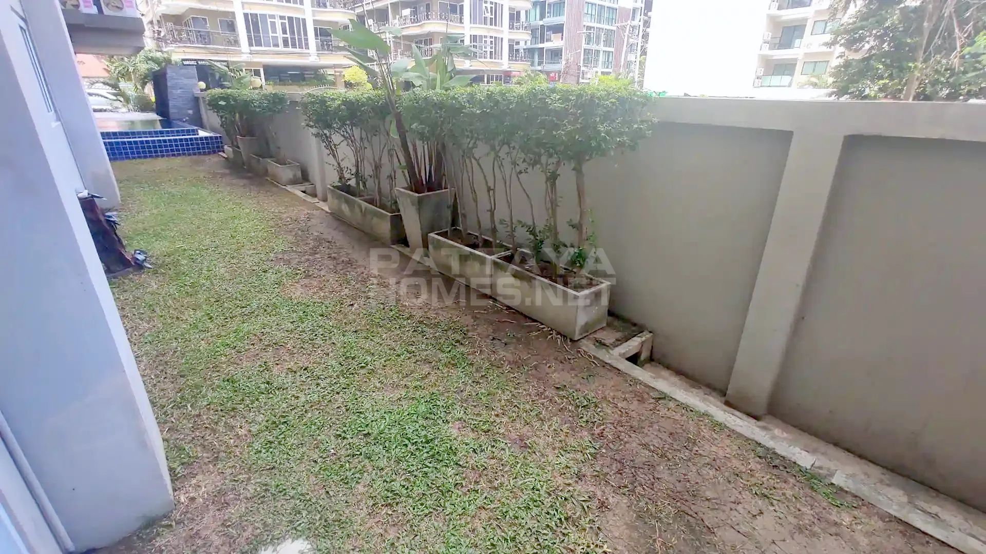 1-bedroom condo for rent in Siam Oriental Garden 1 – 10