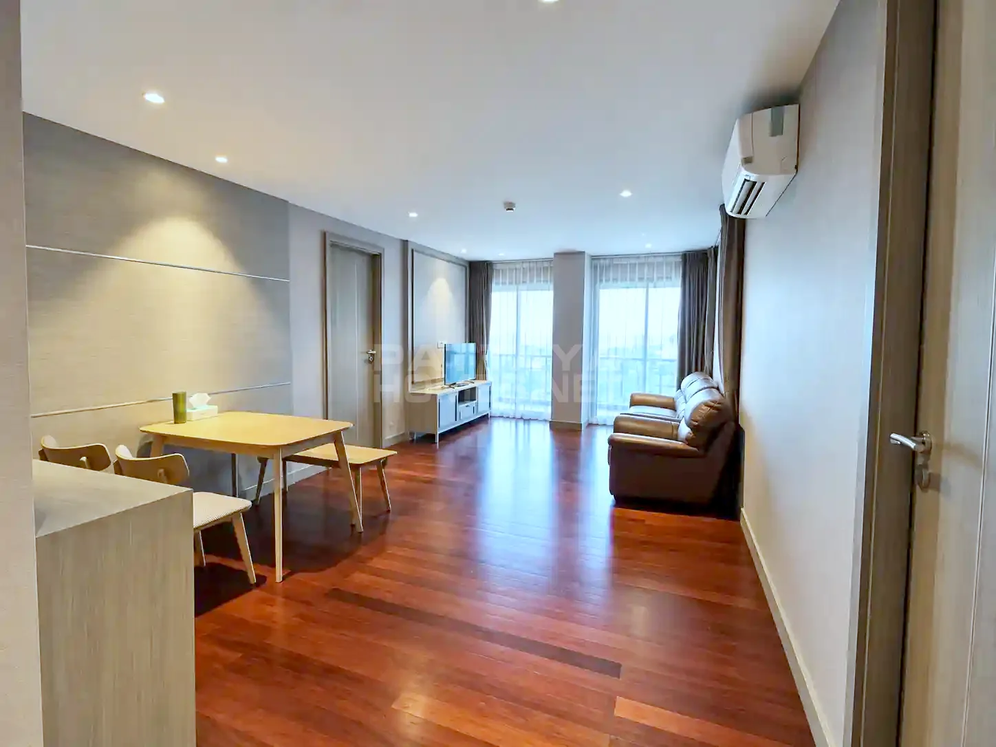 The Senate Residence Pattaya – 1