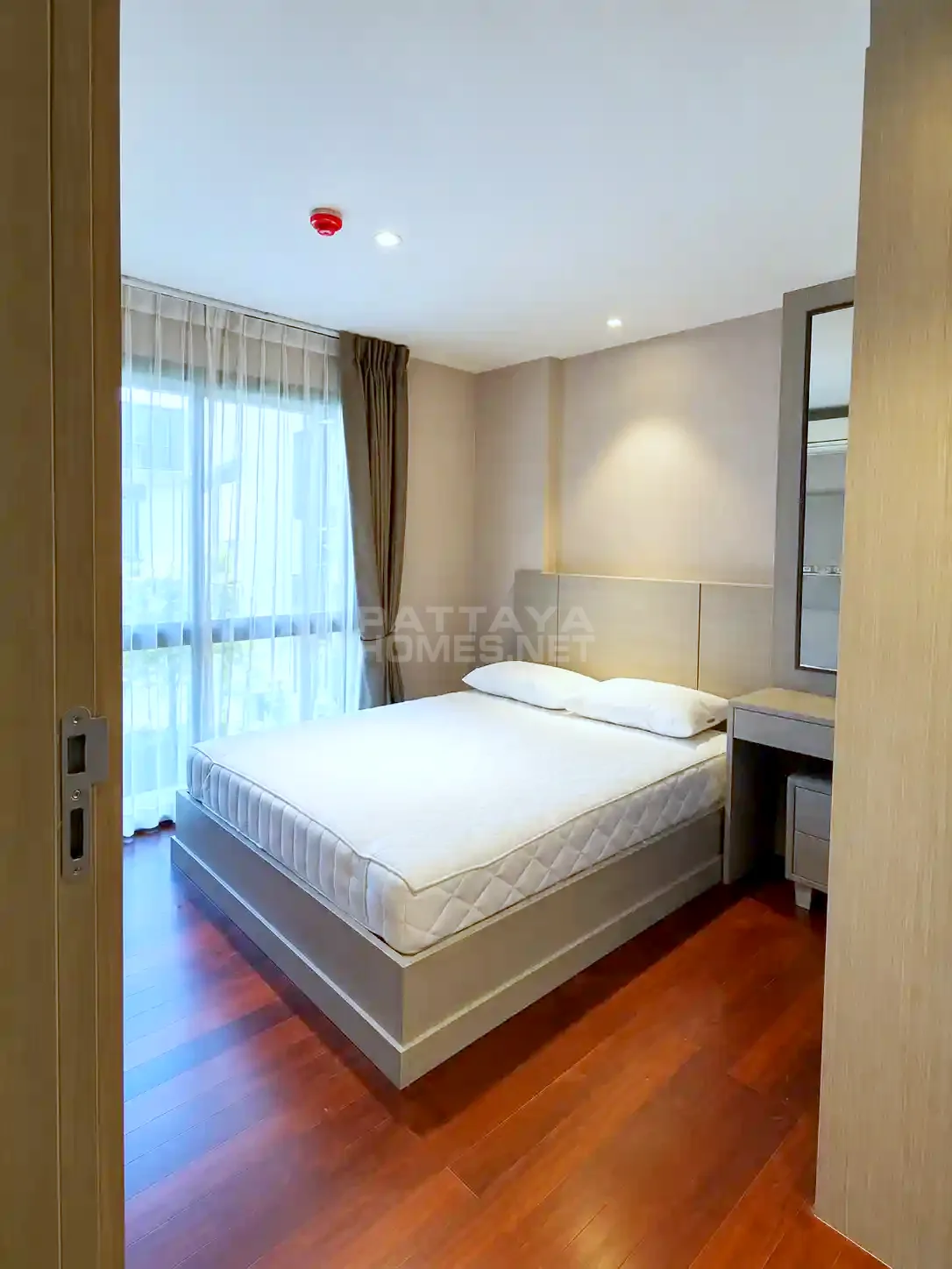 2-bedroom condo for rent in The Senate Residence Pattaya – 4