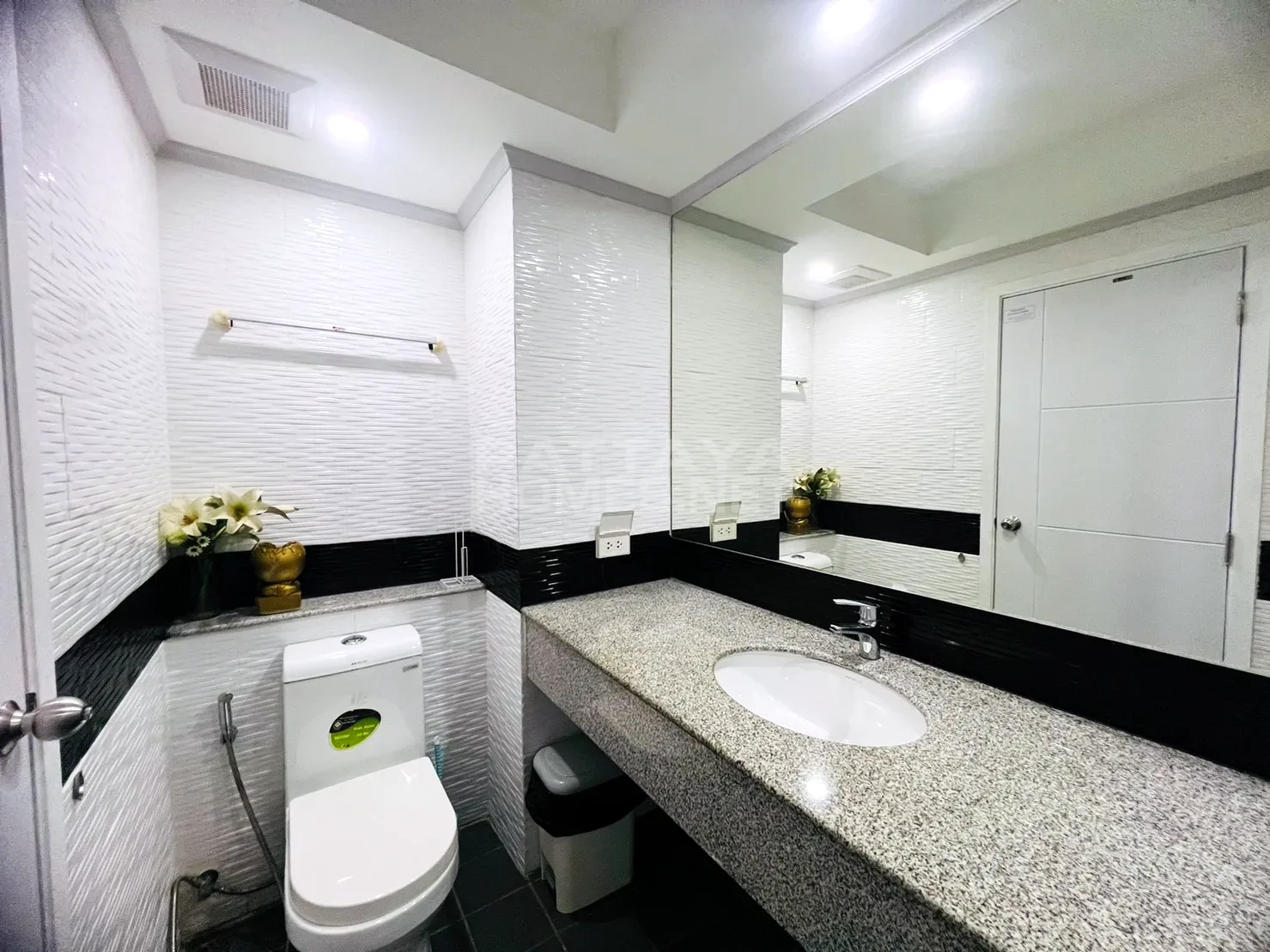 1-bedroom condo for rent in Siam Oriental Tropical Garden – 11