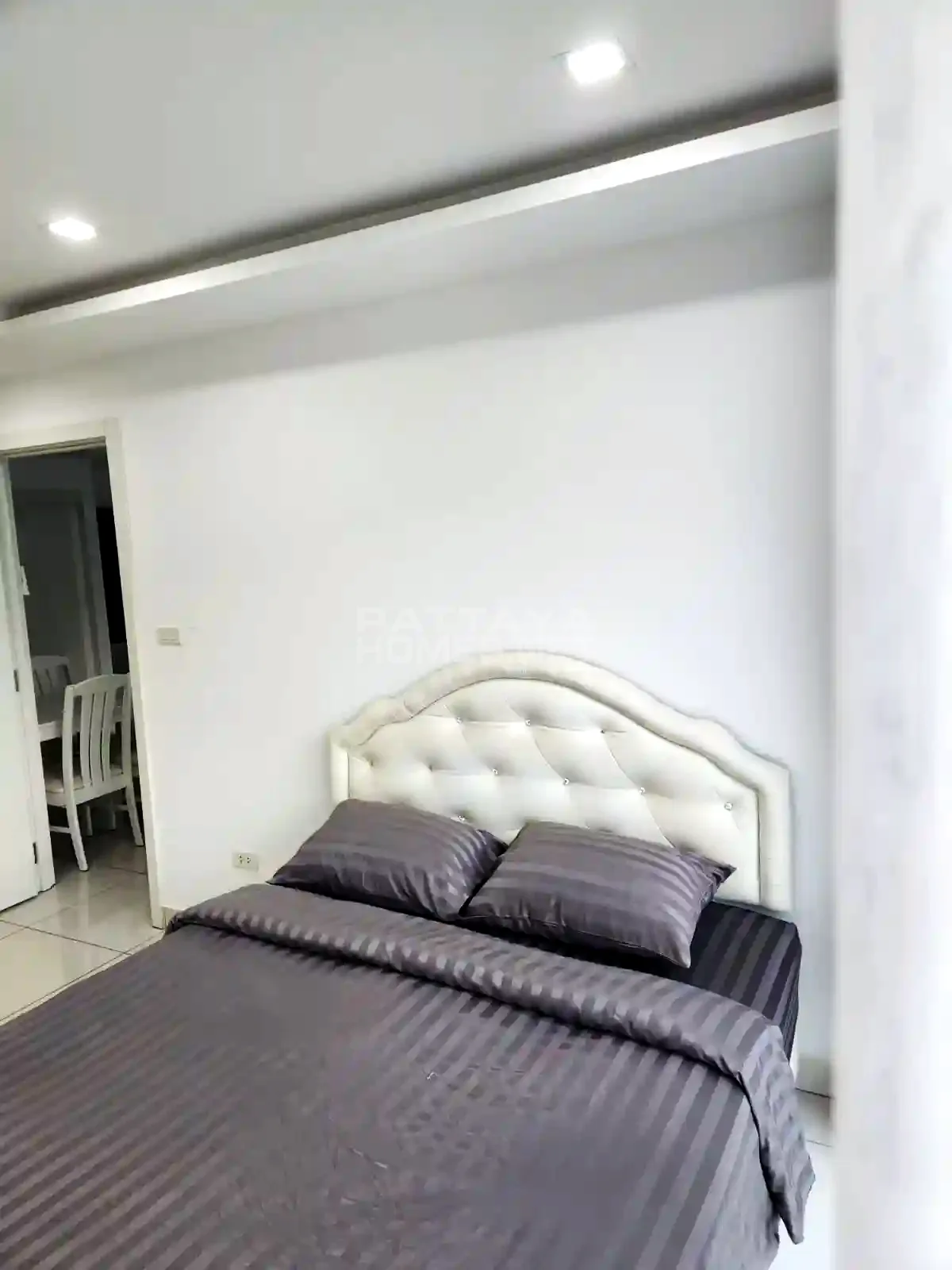 2-bedroom condo for rent in Siam Oriental Plaza – 8