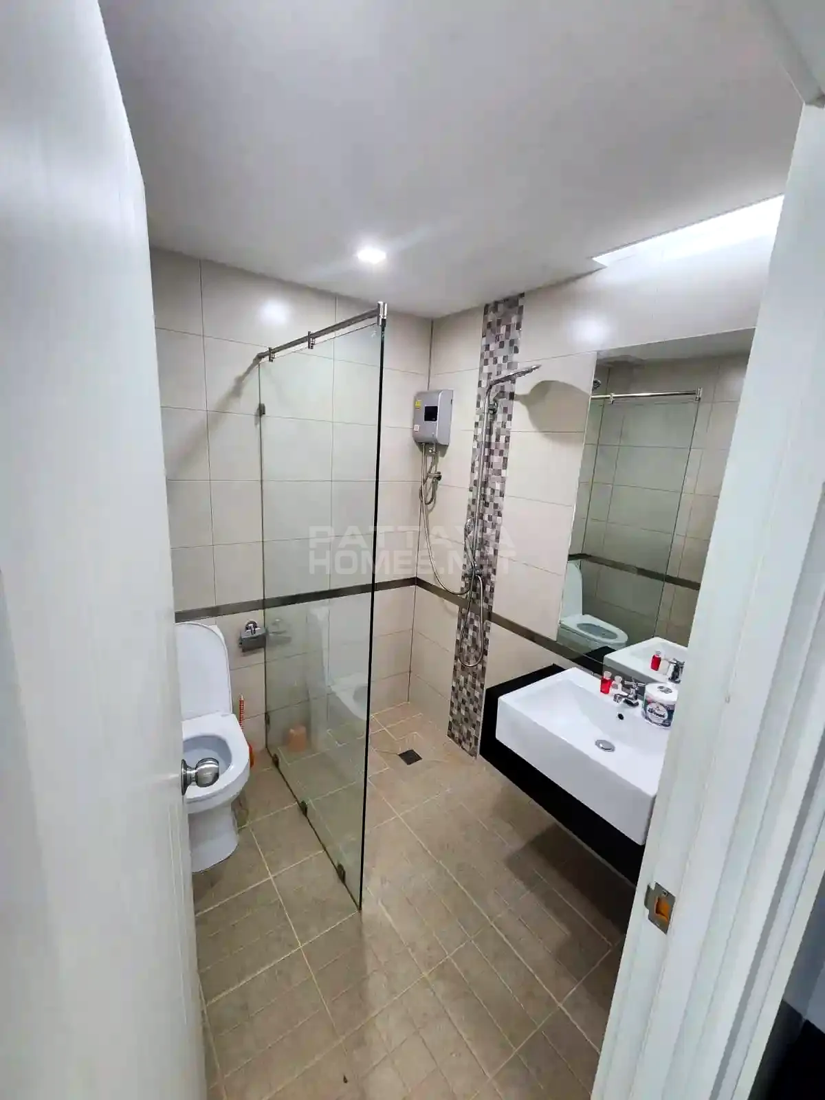 2-bedroom condo for rent in Siam Oriental Plaza – 10