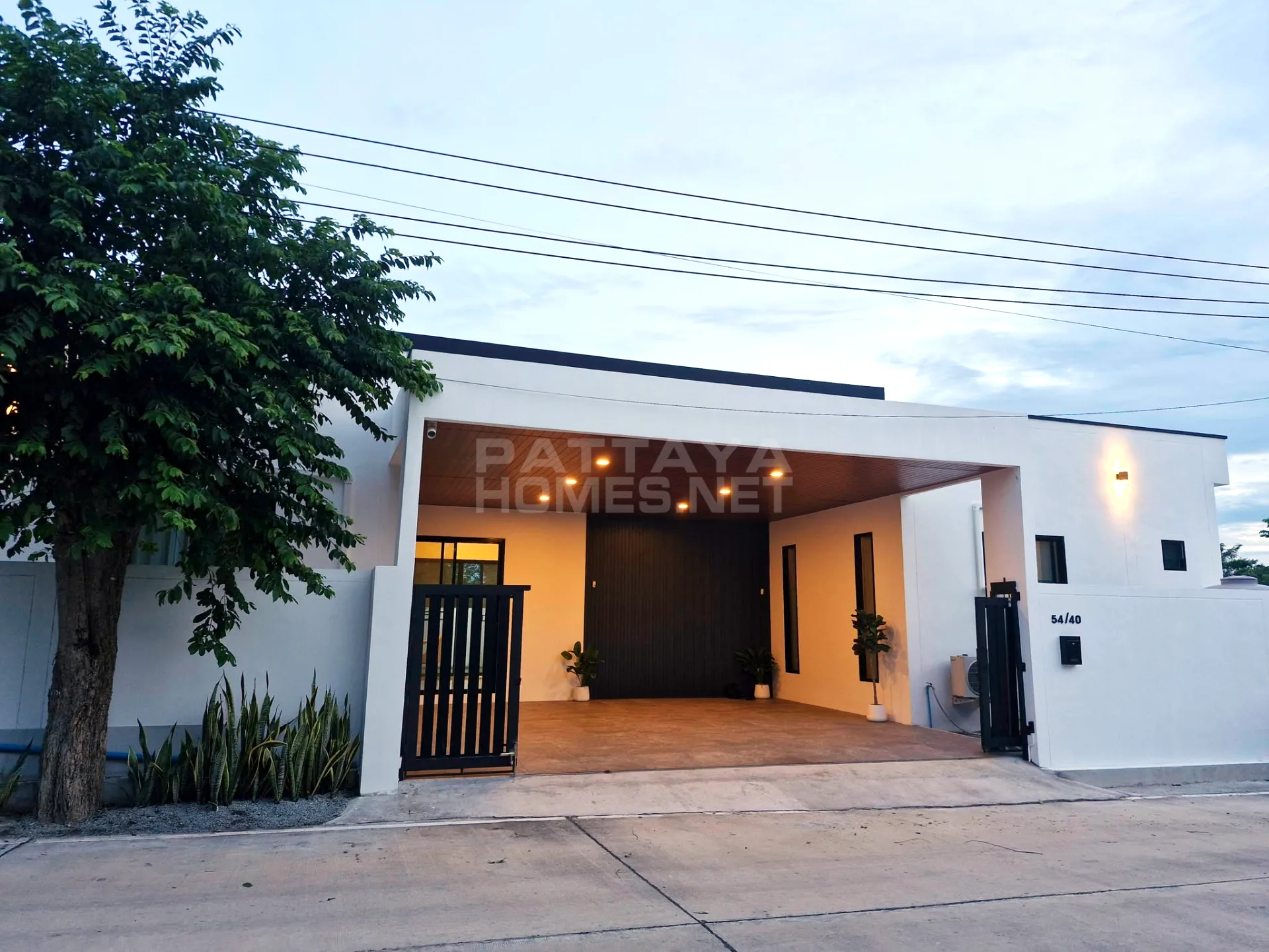 Detached House near Regent's International School – 1