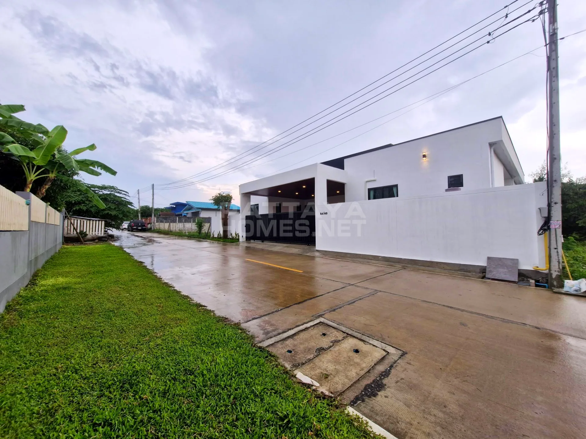 4-bedroom condo for sale in Detached House near Regent's International School – 2