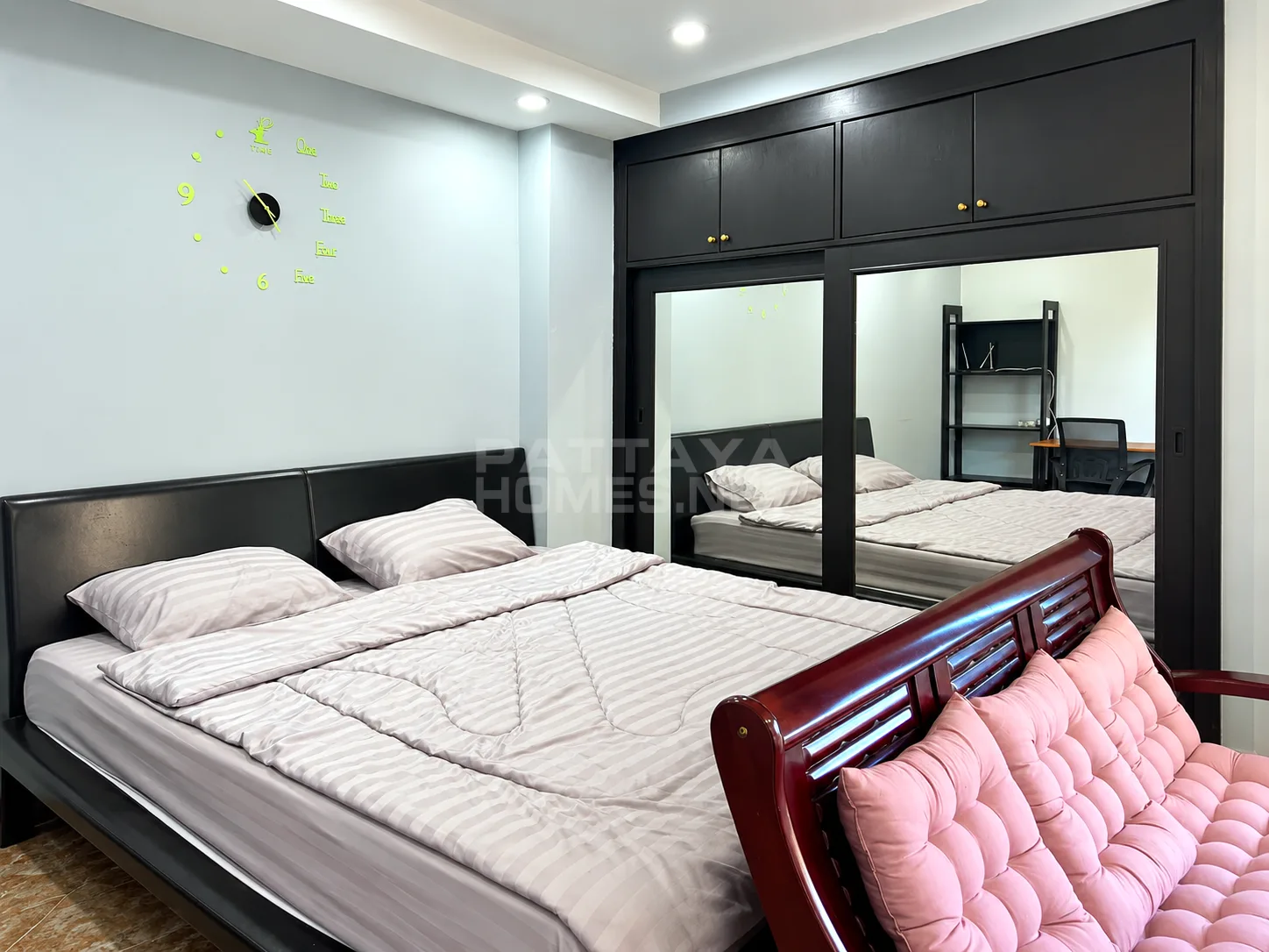 Siam Oriental Condominium