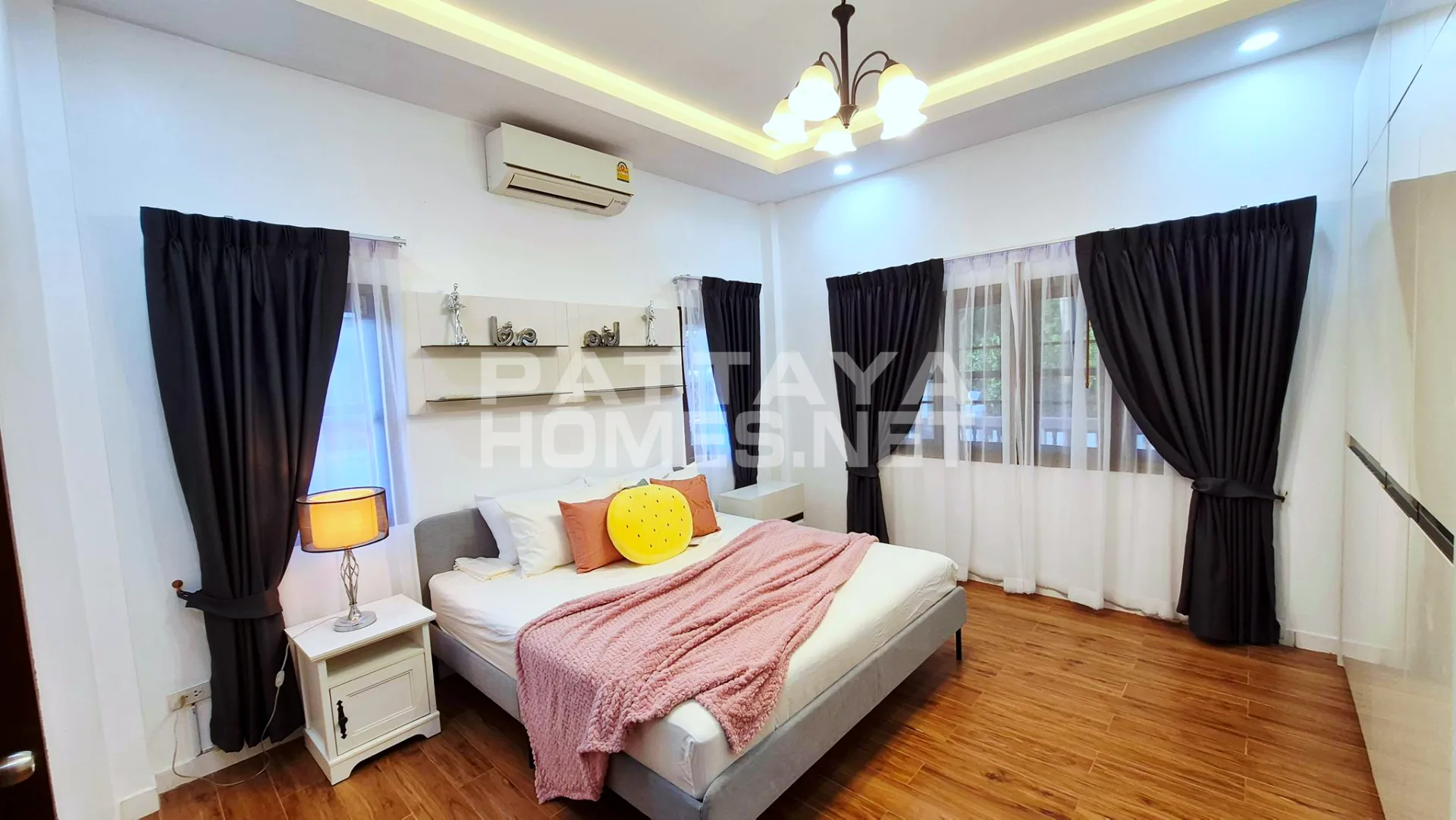 บ้าน ขายที่ Detached House Dusit 1 3bed, 2bath – 10