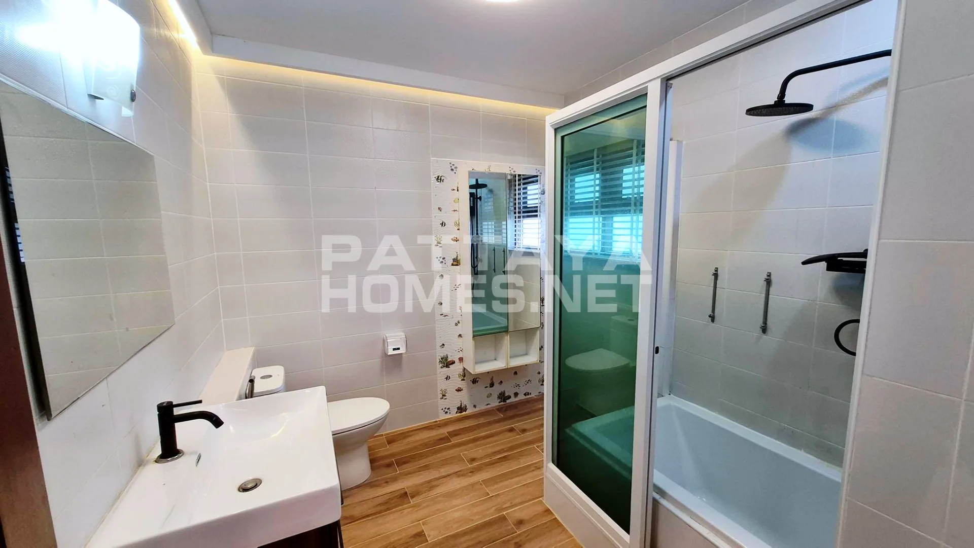 บ้าน ขายที่ Detached House Dusit 1 3bed, 2bath – 7