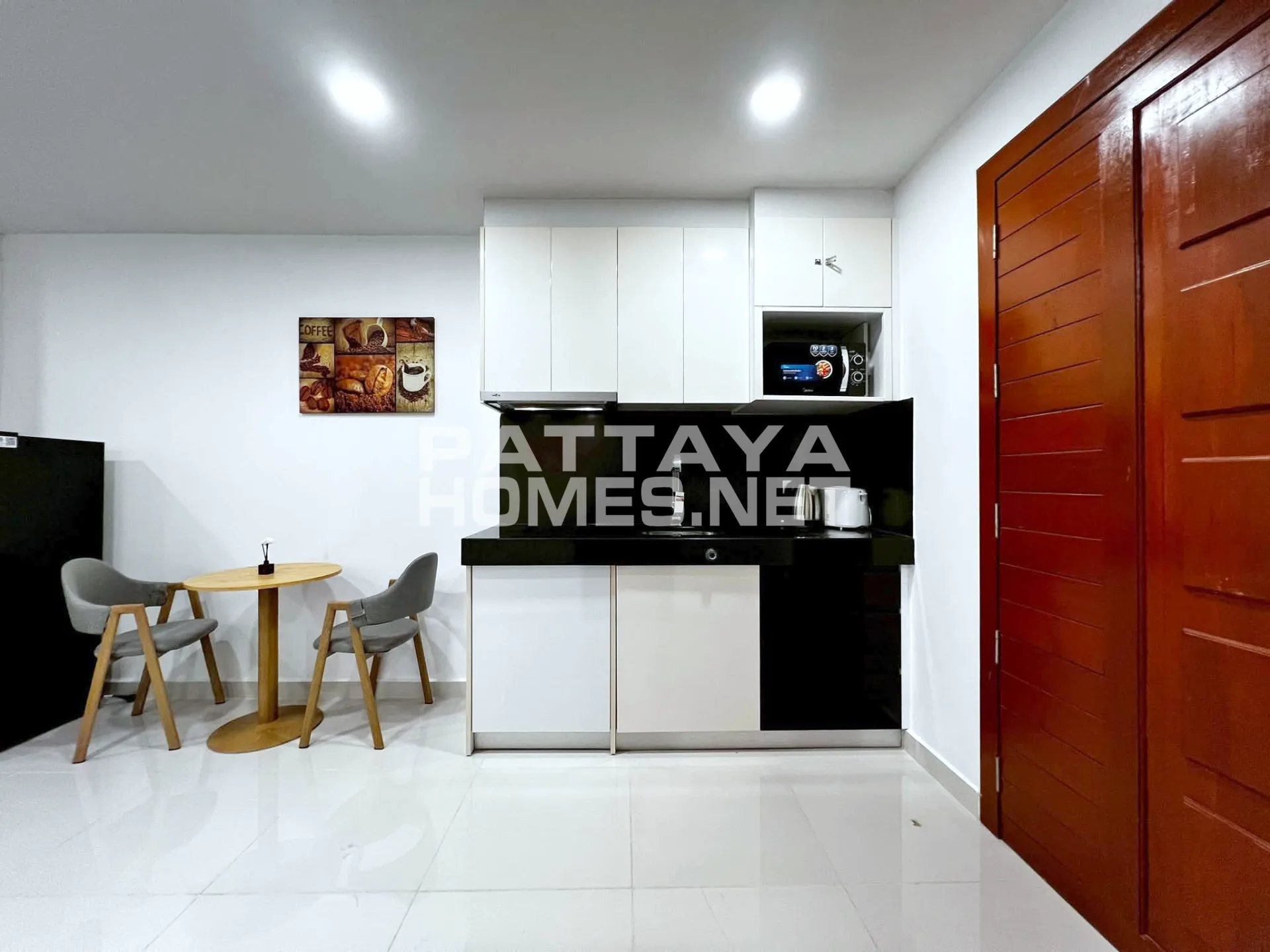 Studio for sale in Club Royal – 11