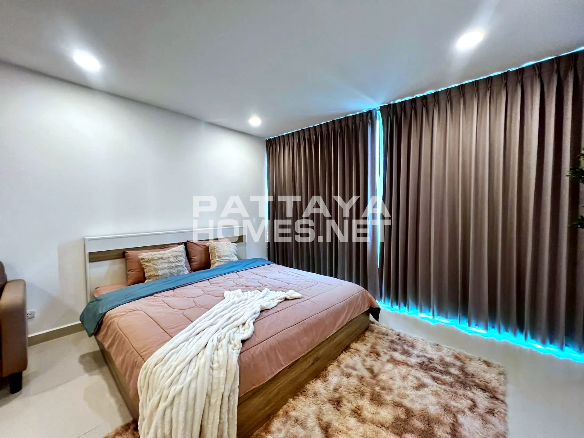 Studio for sale in Club Royal – 3