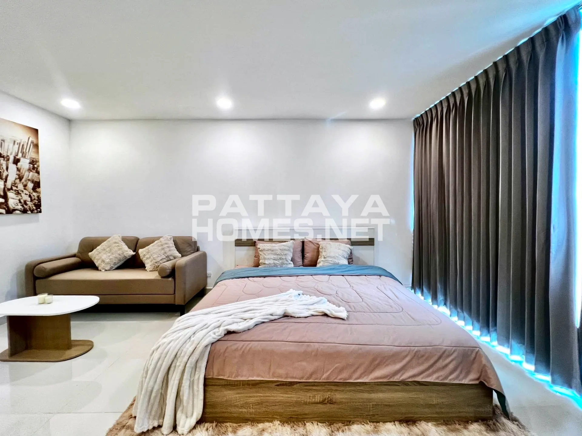 Studio for sale in Club Royal – 2
