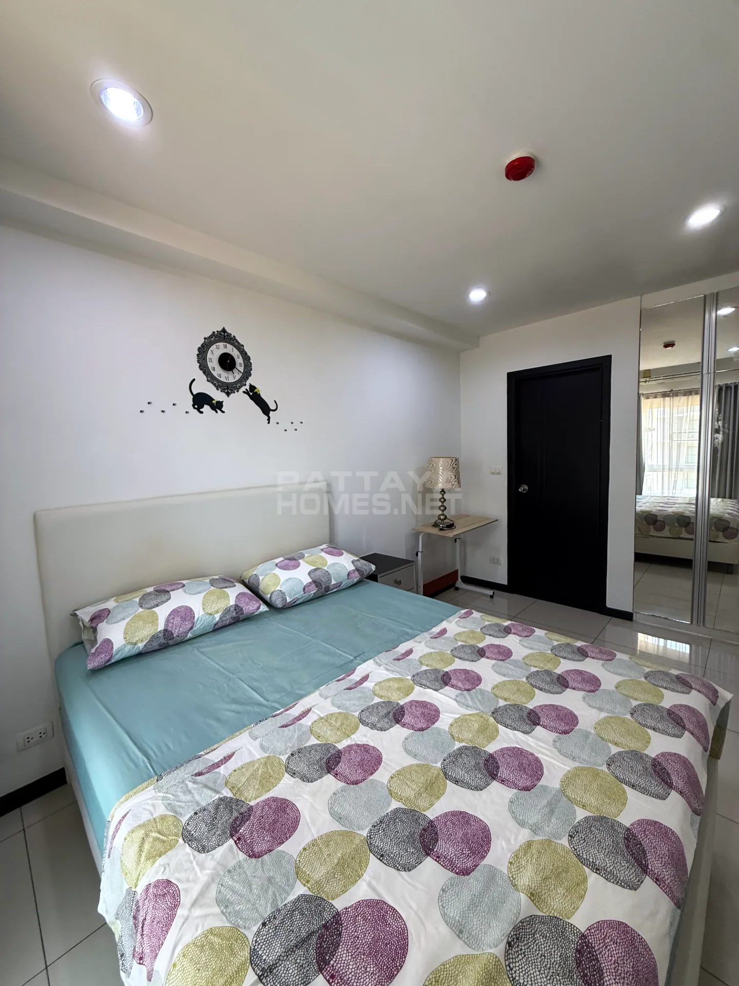 1-bedroom condo for sale in Siam Oriental Garden 2 – 7