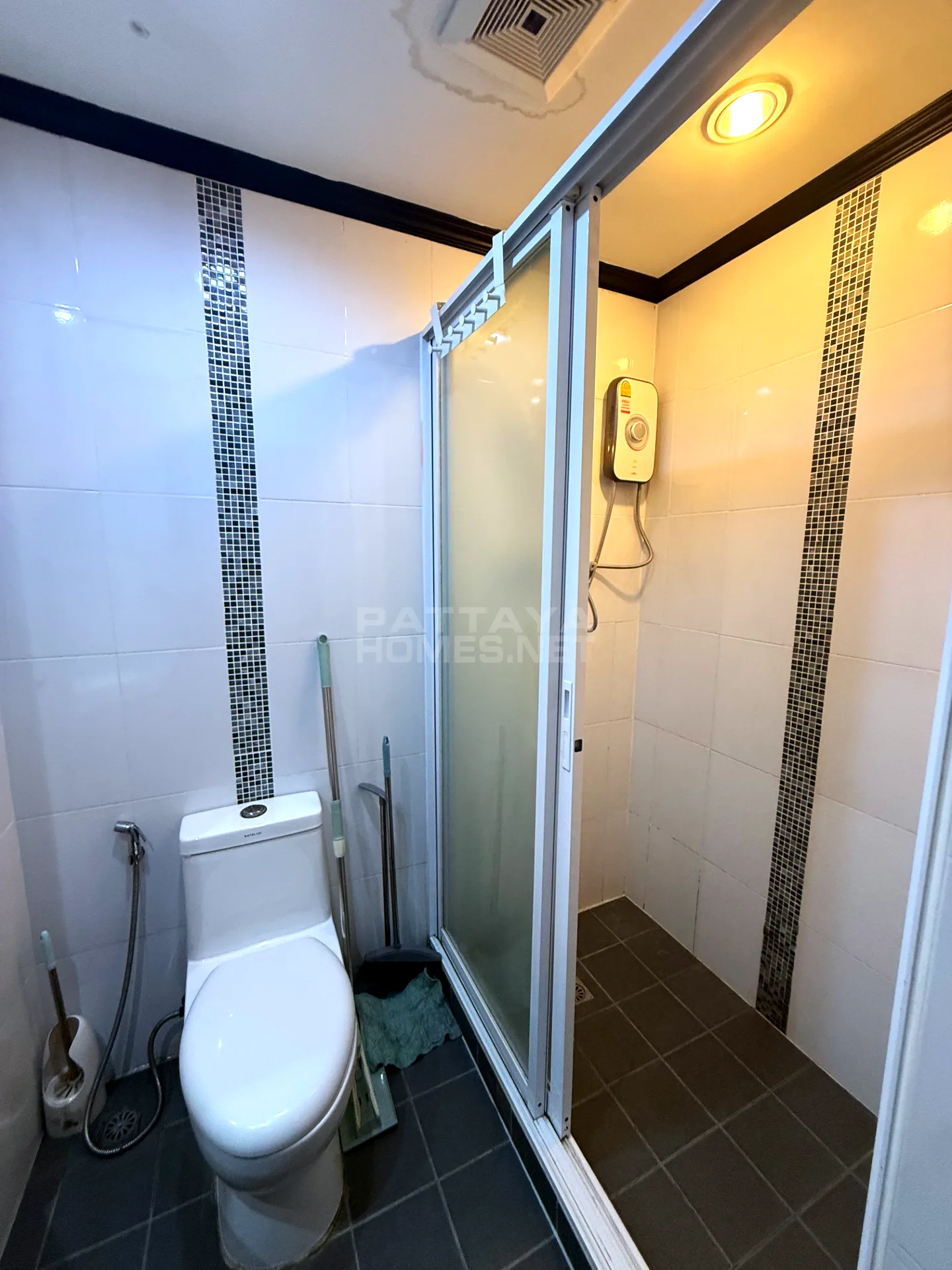1-bedroom condo for sale in Siam Oriental Garden 2 – 9